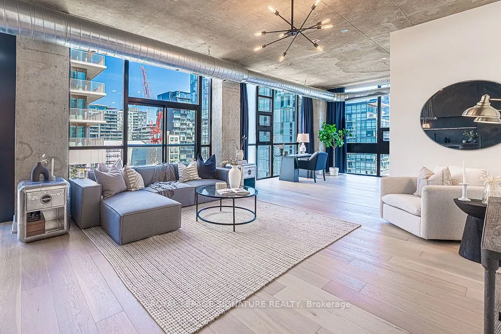 60 Bathurst Street, #705