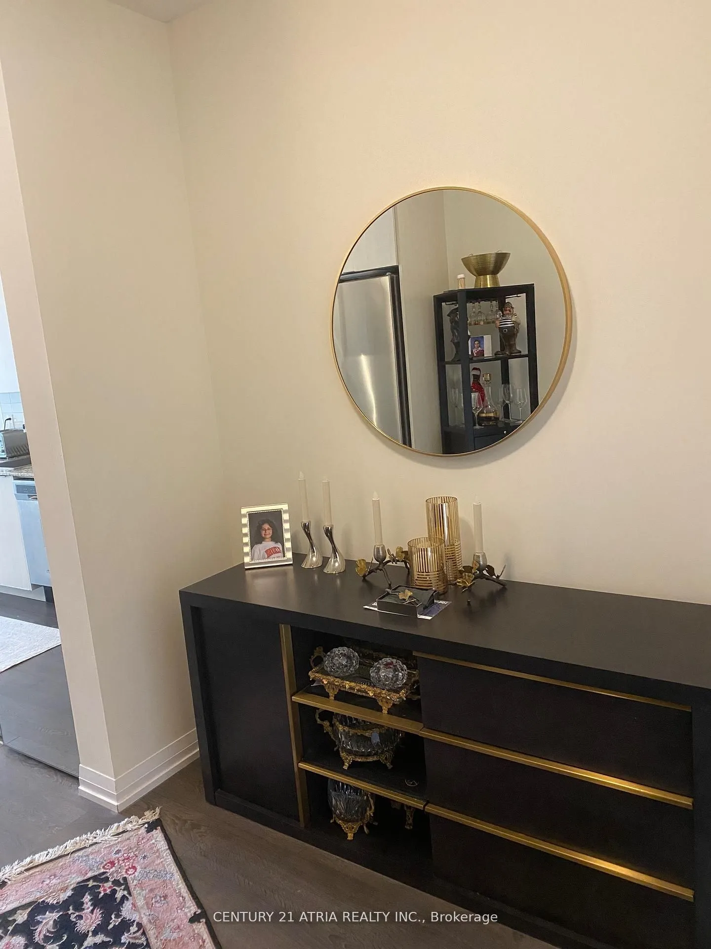 101 Erskine Avenue, #512