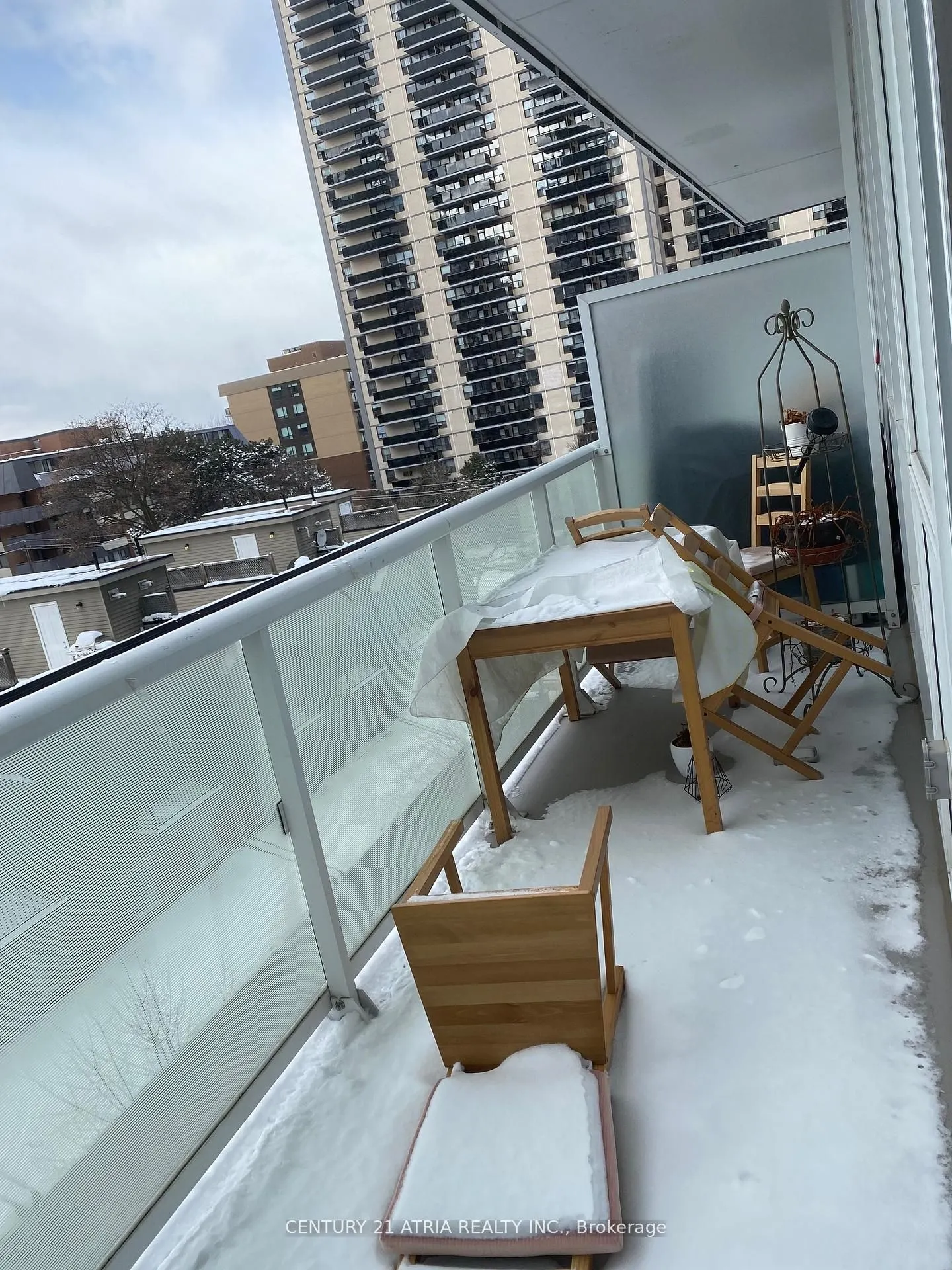 101 Erskine Avenue, #512