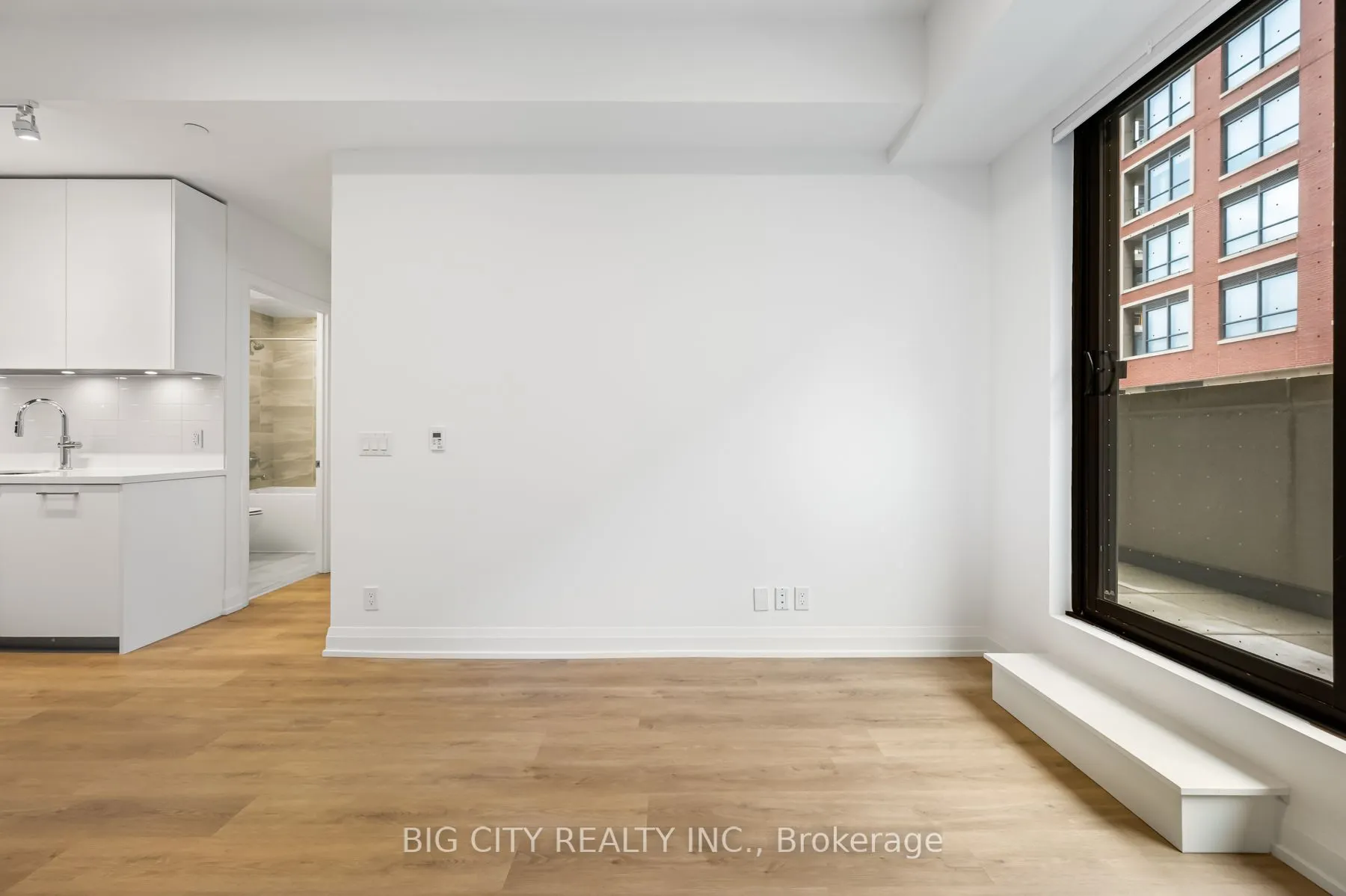 36 Brentcliffe Road, #201