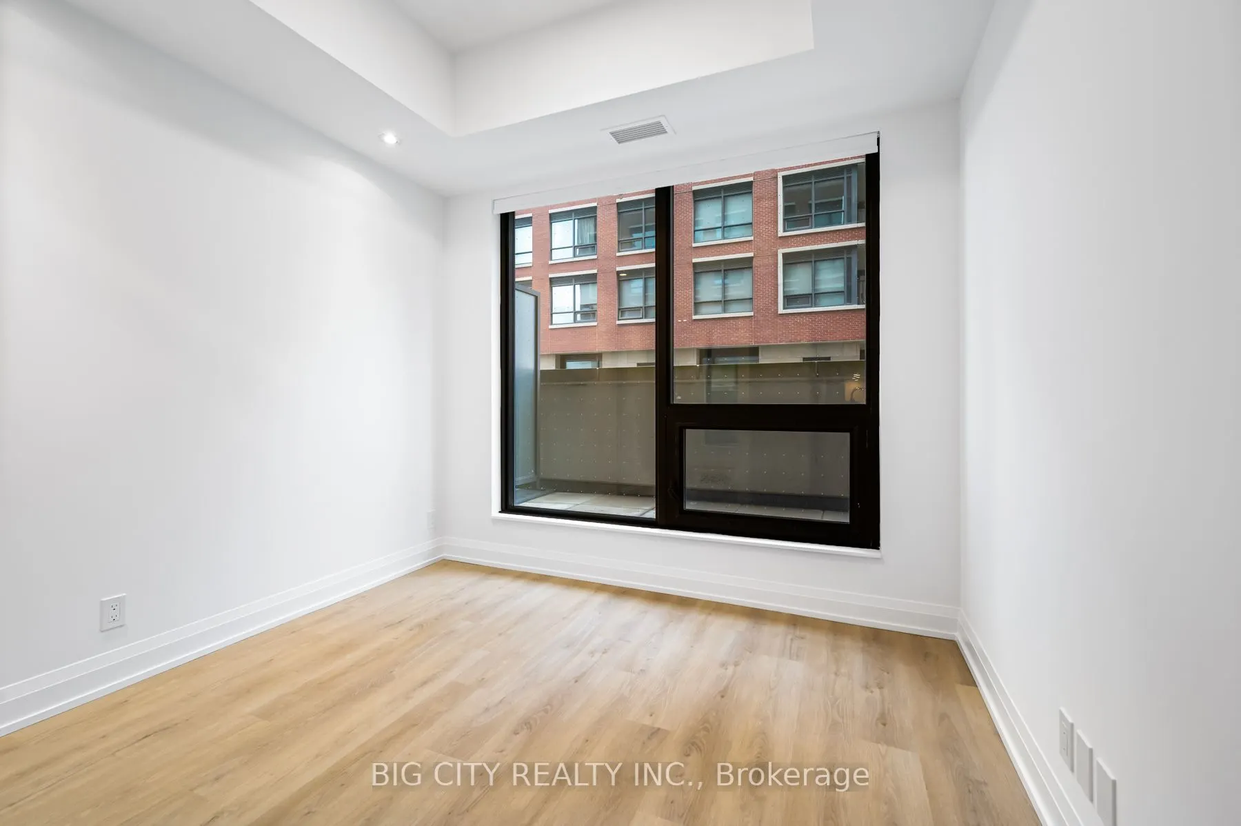 36 Brentcliffe Road, #201