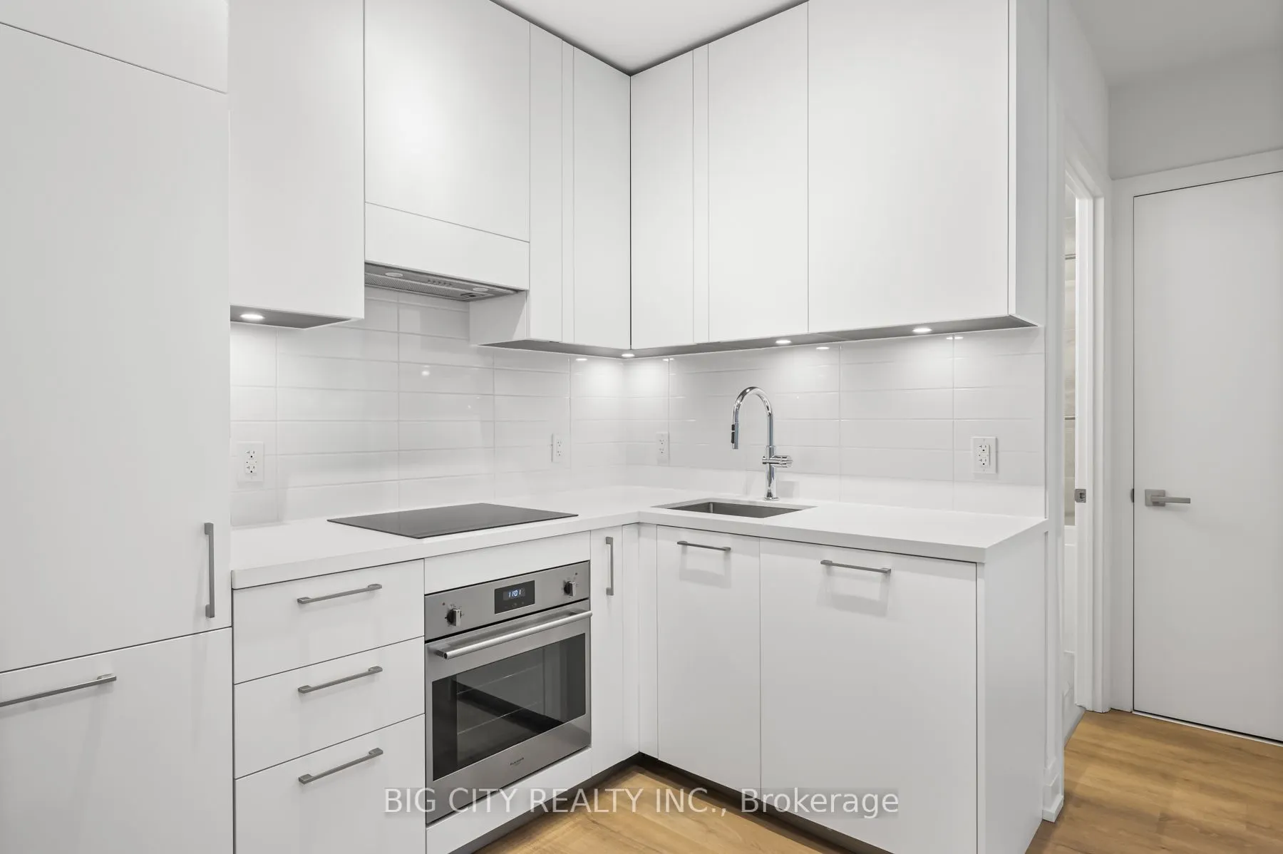 36 Brentcliffe Road, #201