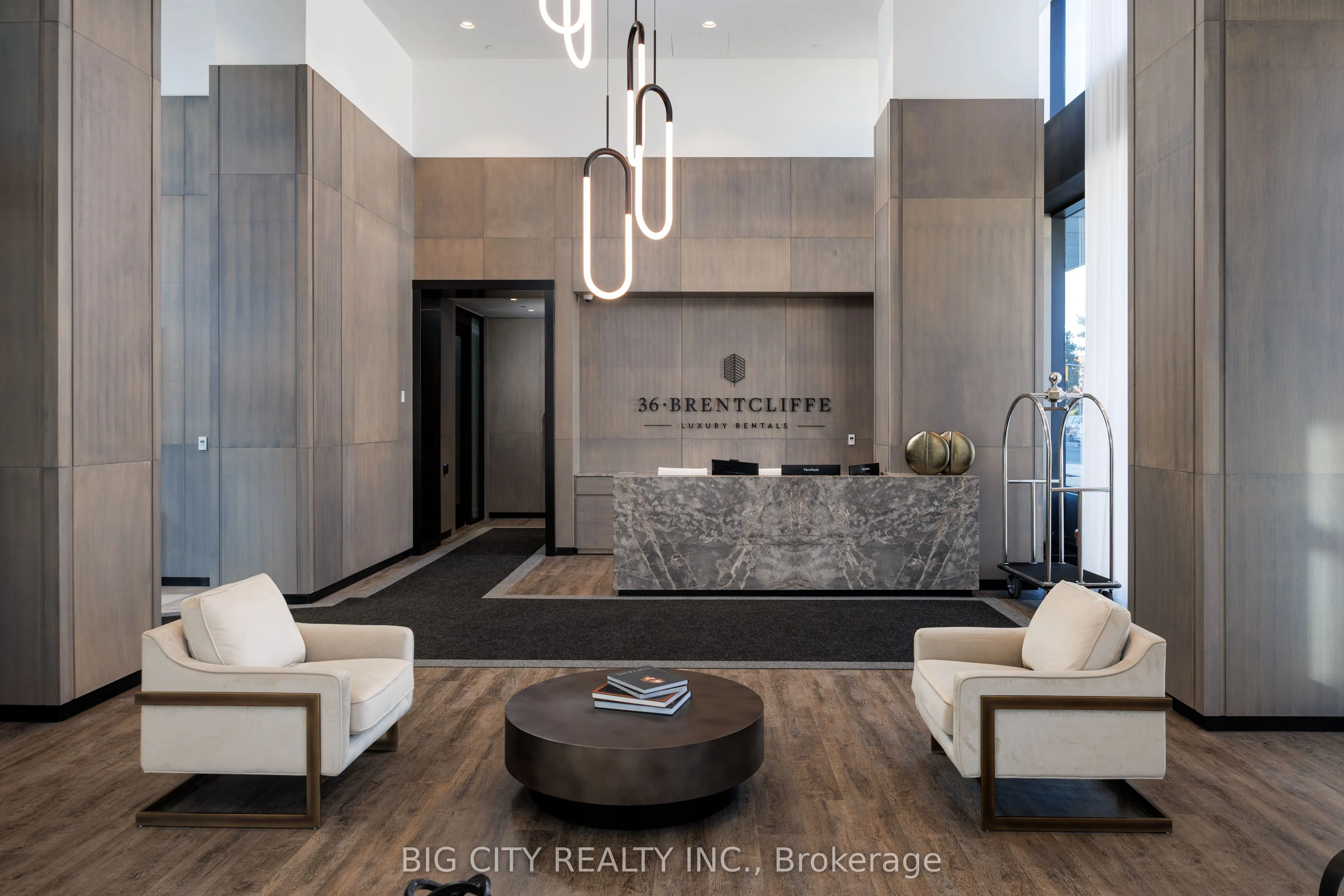 36 Brentcliffe Road, #201