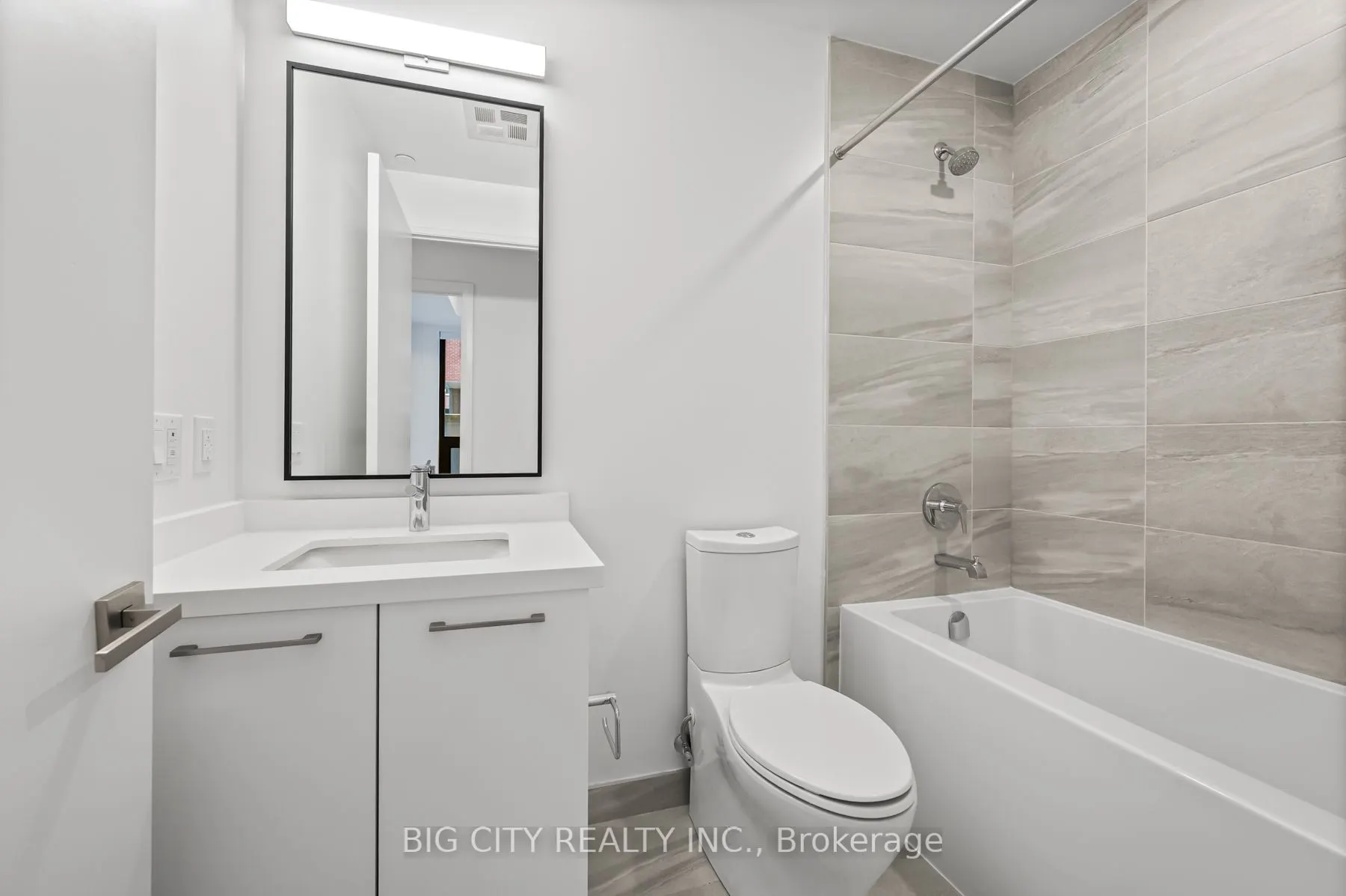 36 Brentcliffe Road, #201