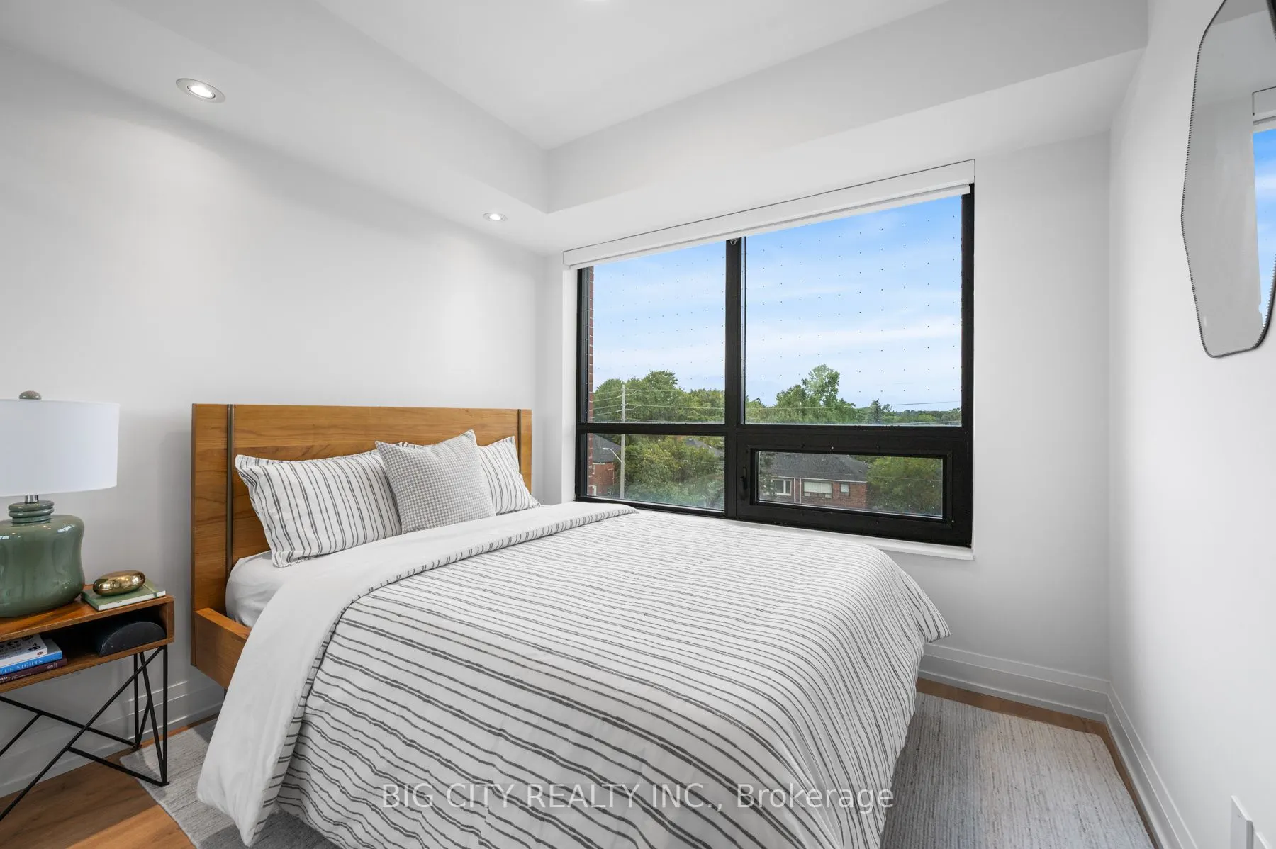 36 Brentcliffe Road, #309
