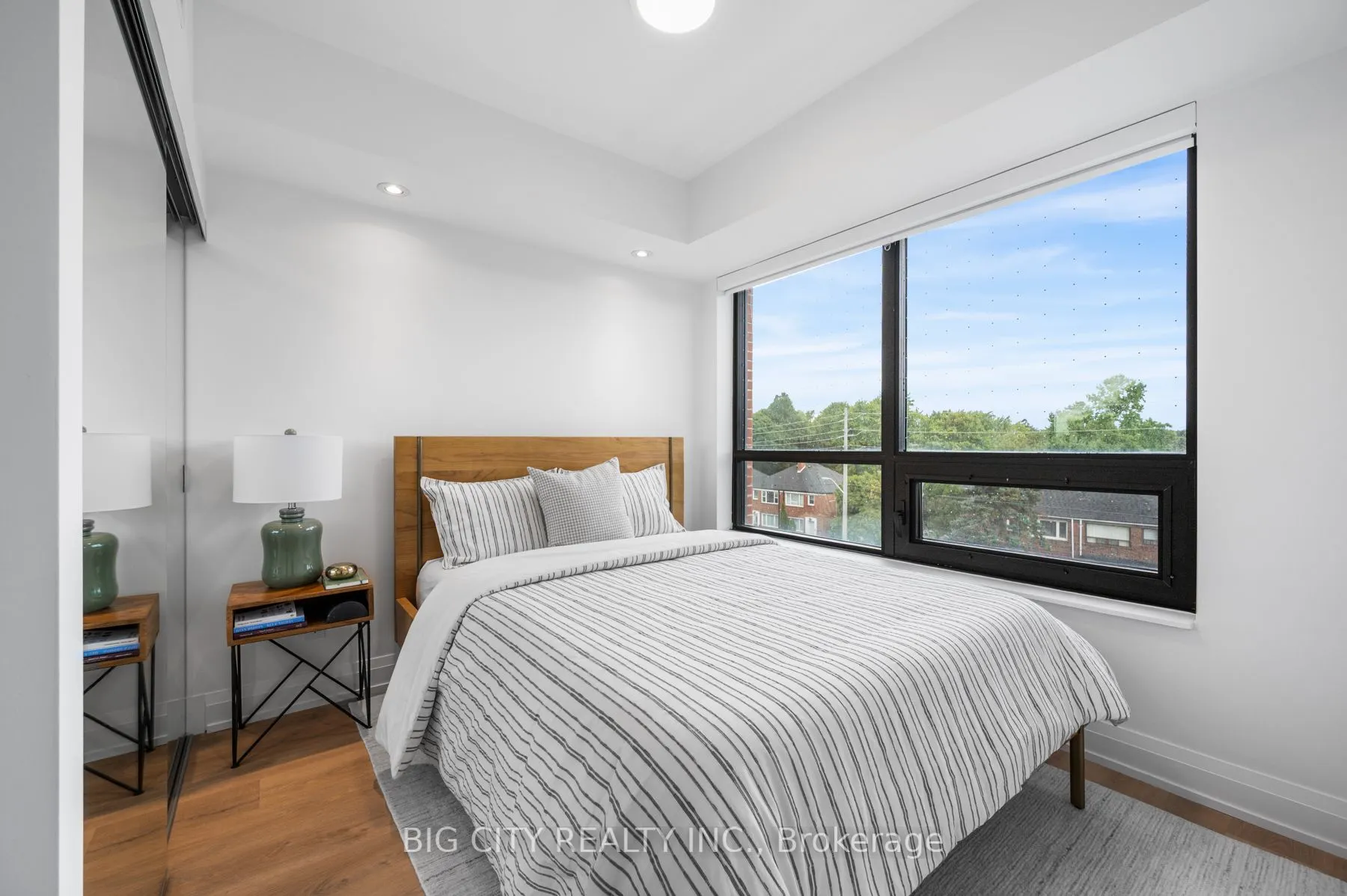 36 Brentcliffe Road, #309
