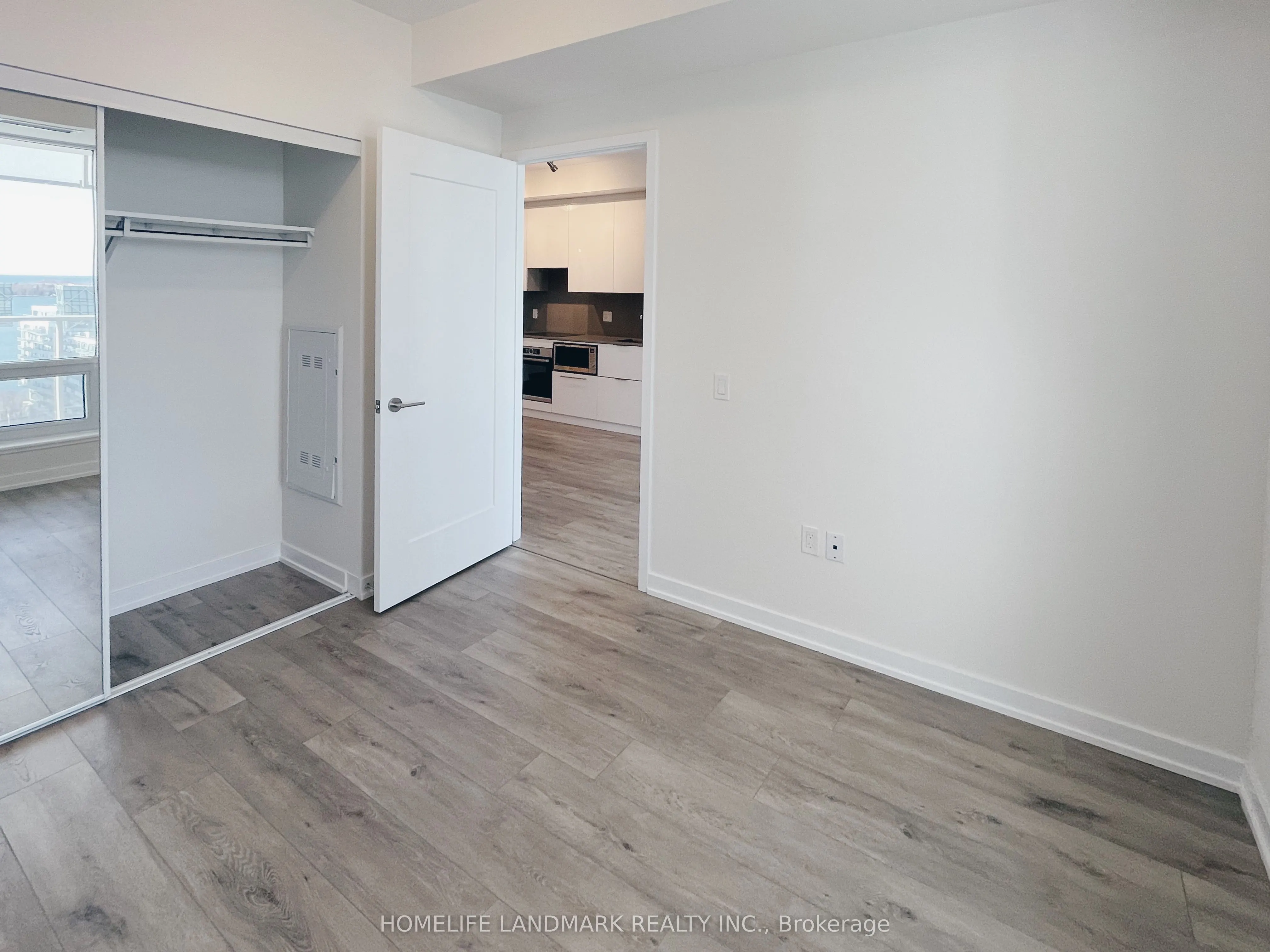 28 Freeland Street, #1610