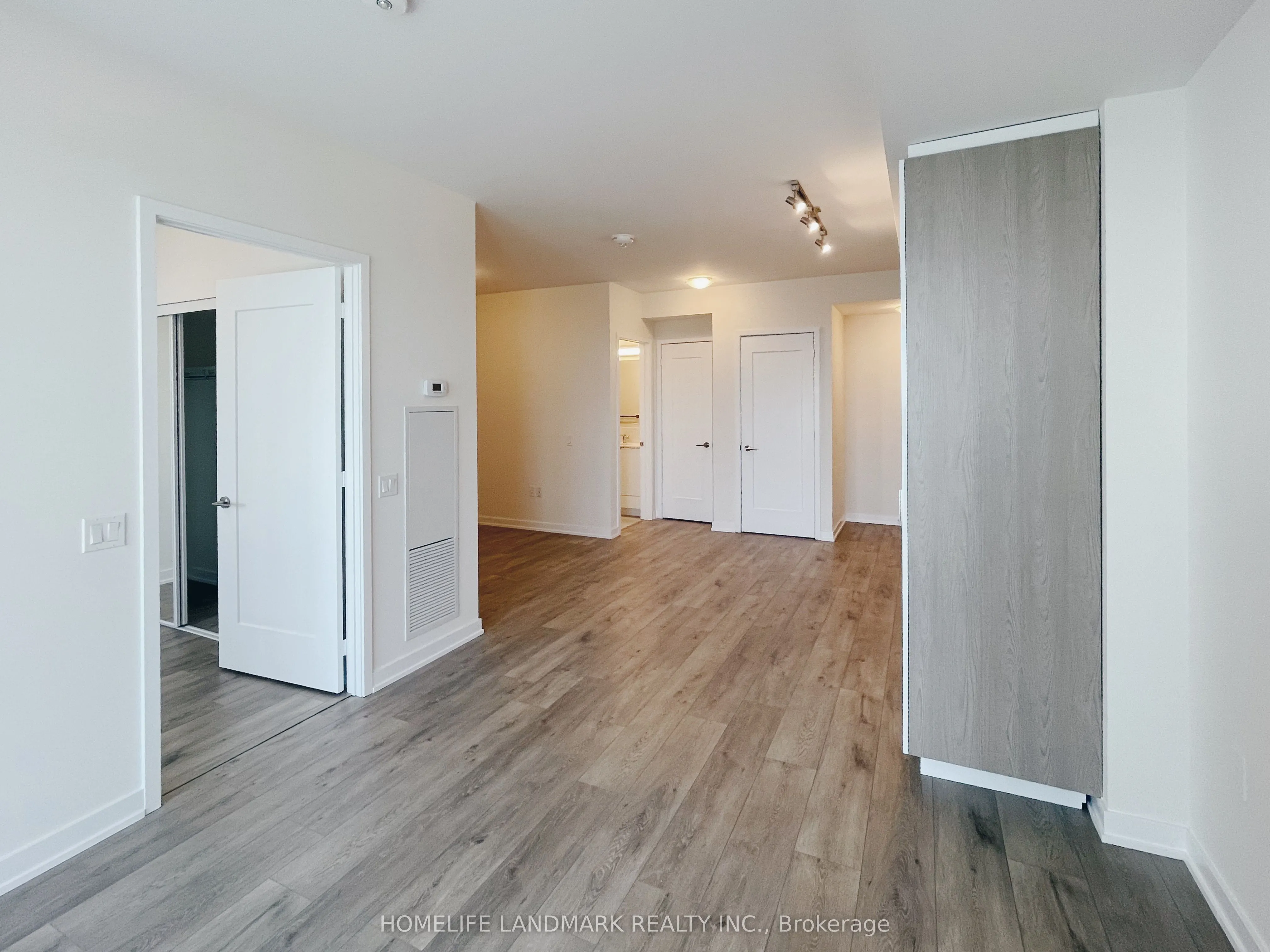 28 Freeland Street, #1610