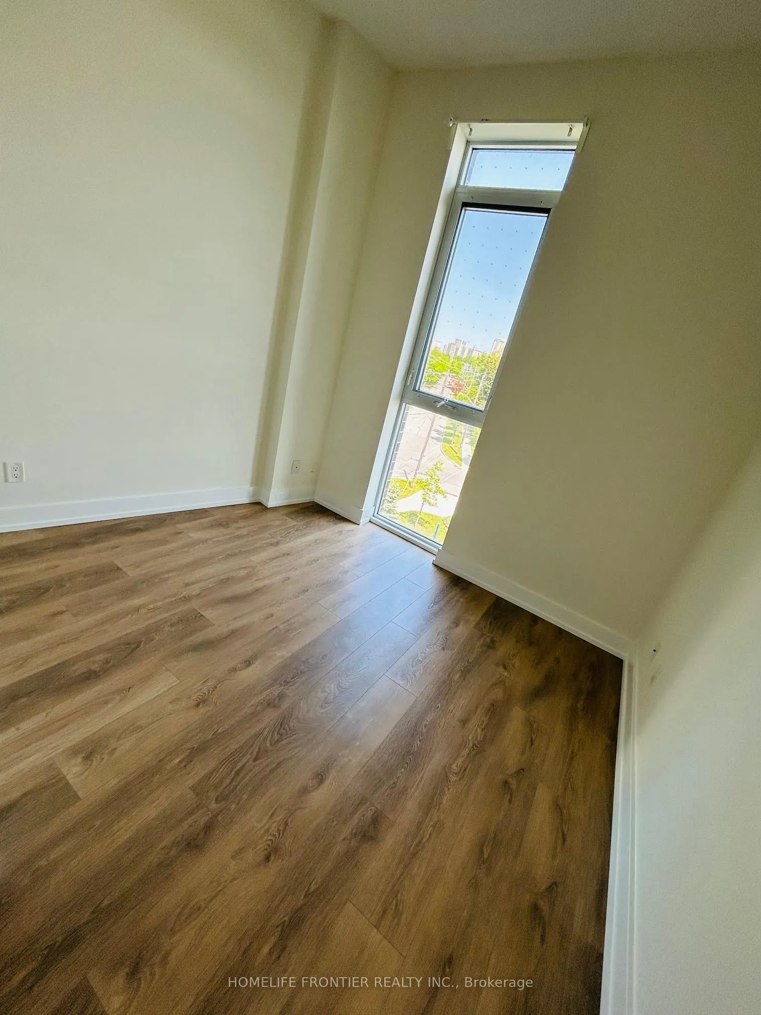 128 Fairview Mall Drive