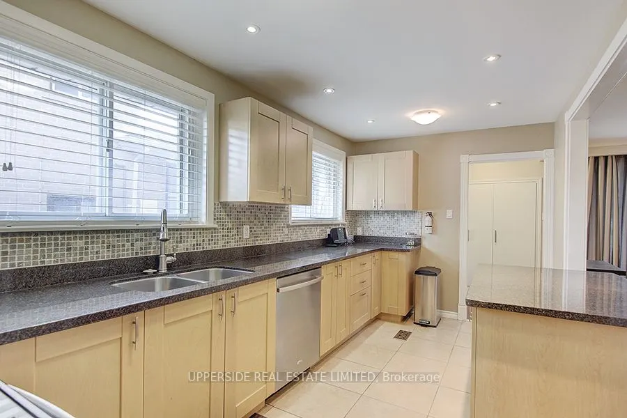 47 Bessarion Road, #Main