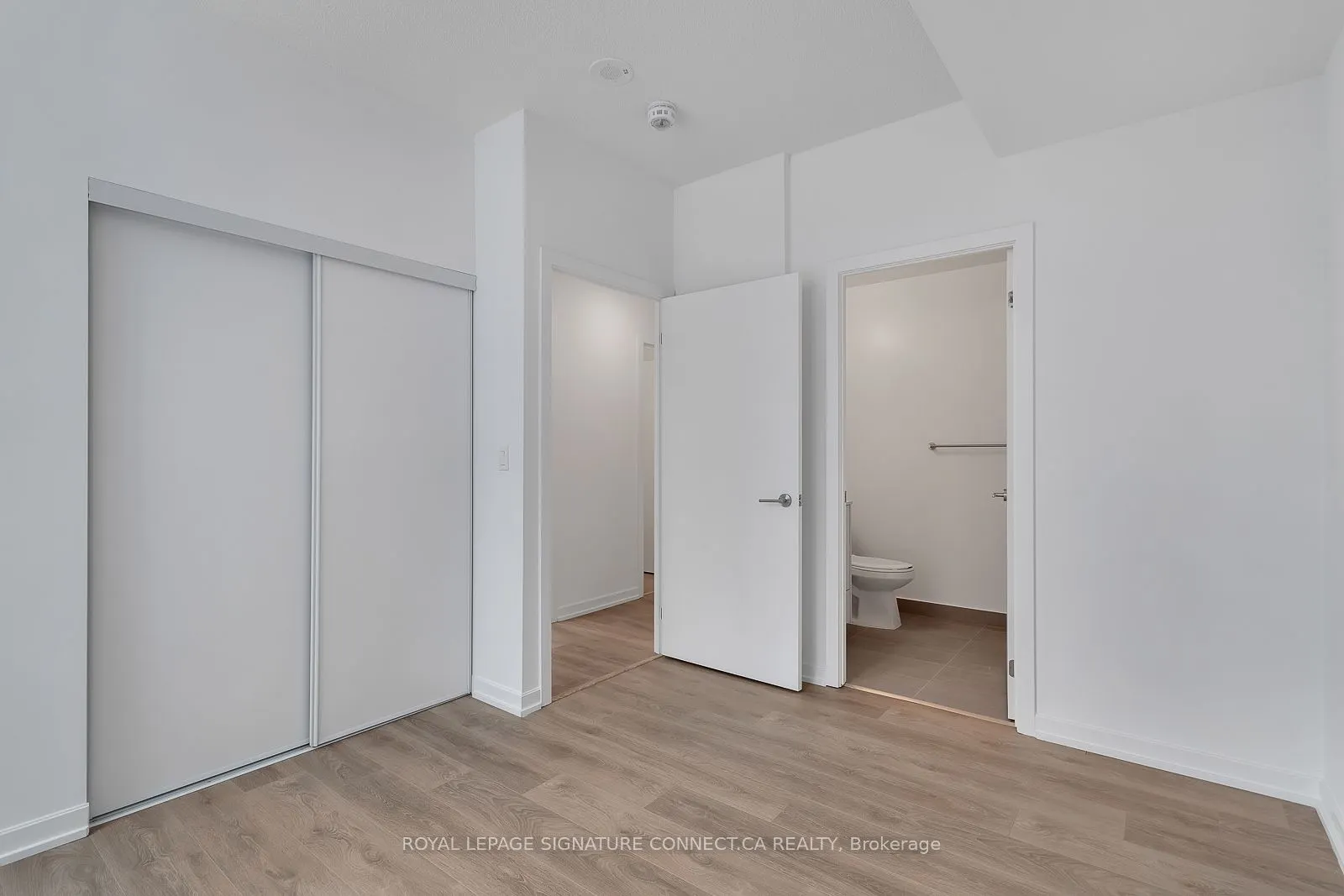32 Forest Manor Road, #605