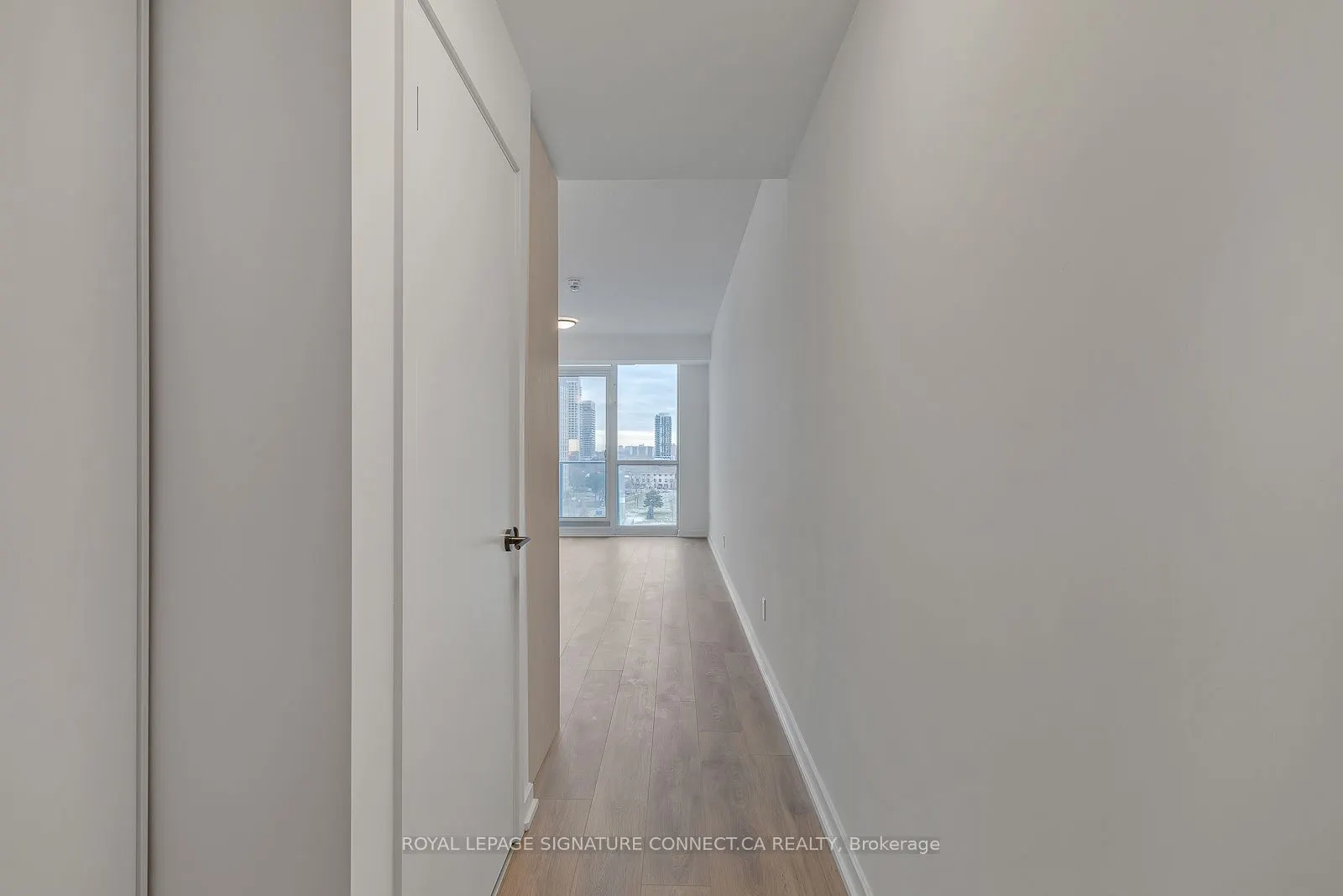32 Forest Manor Road, #605