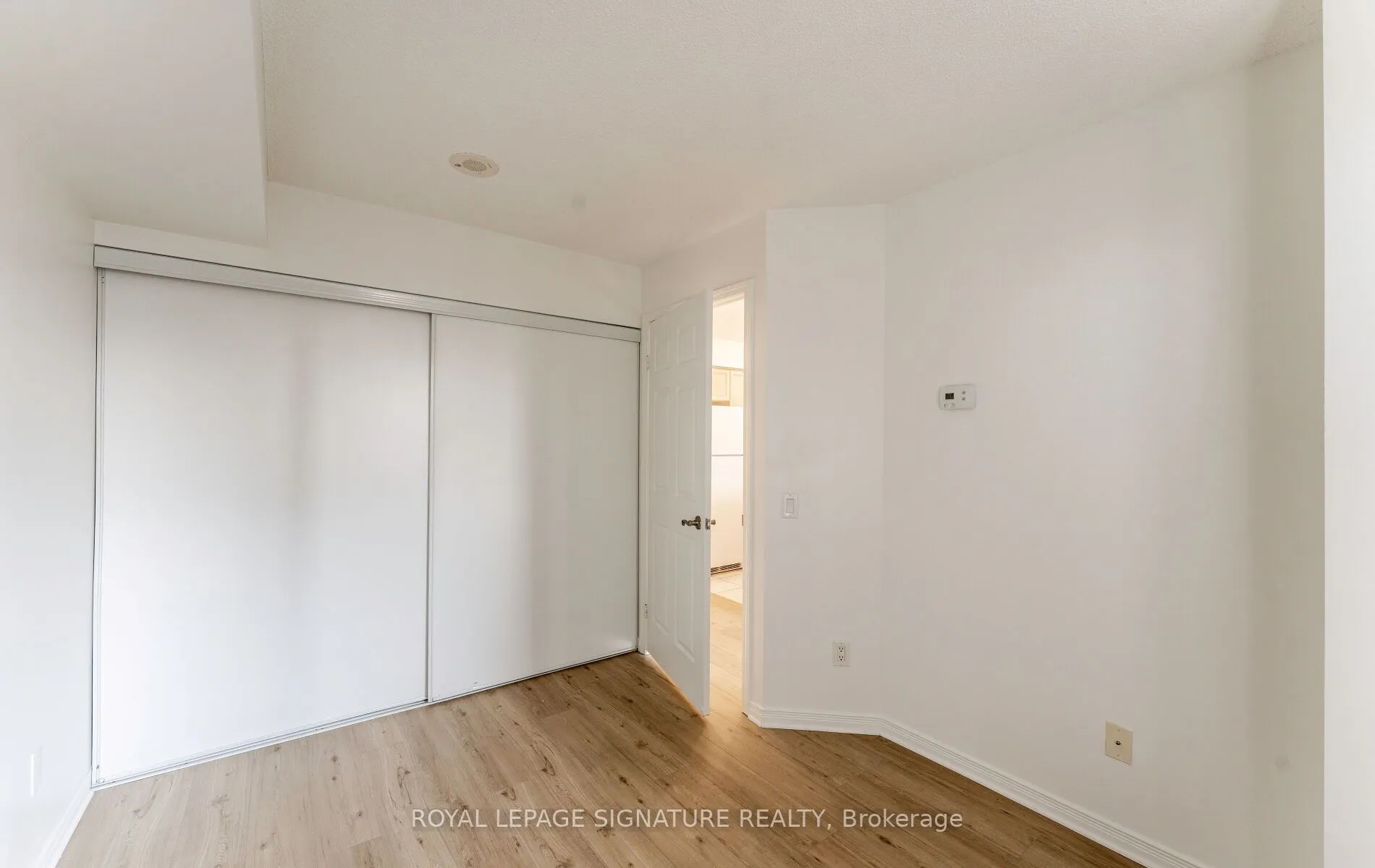 155 Beecroft Road, #2003