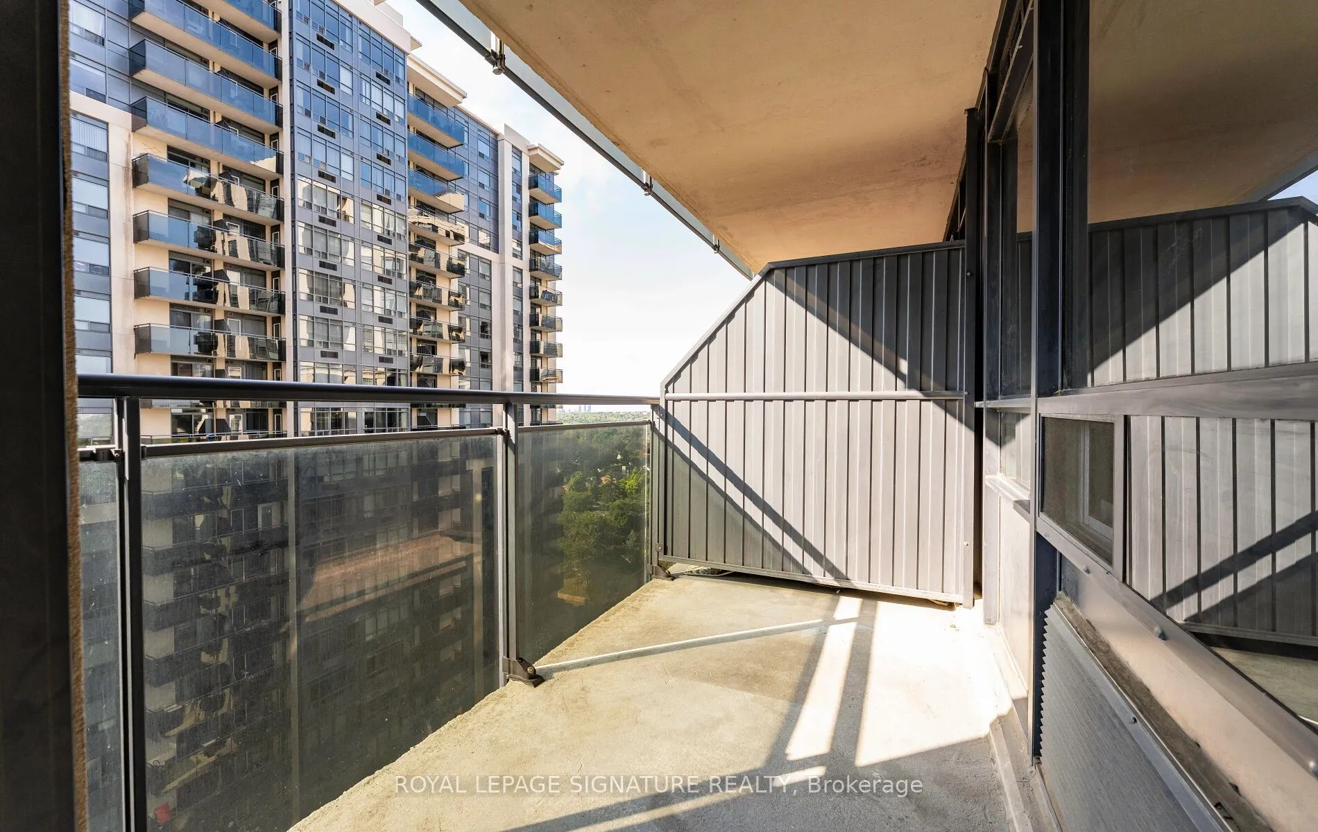 155 Beecroft Road, #2003
