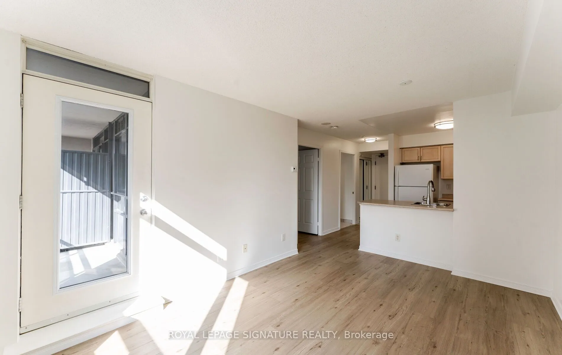 155 Beecroft Road, #2003