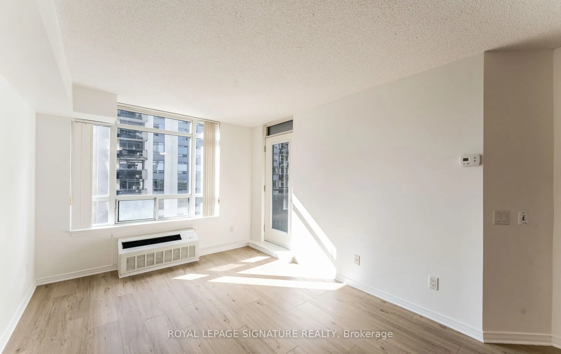 155 Beecroft Road, #2003