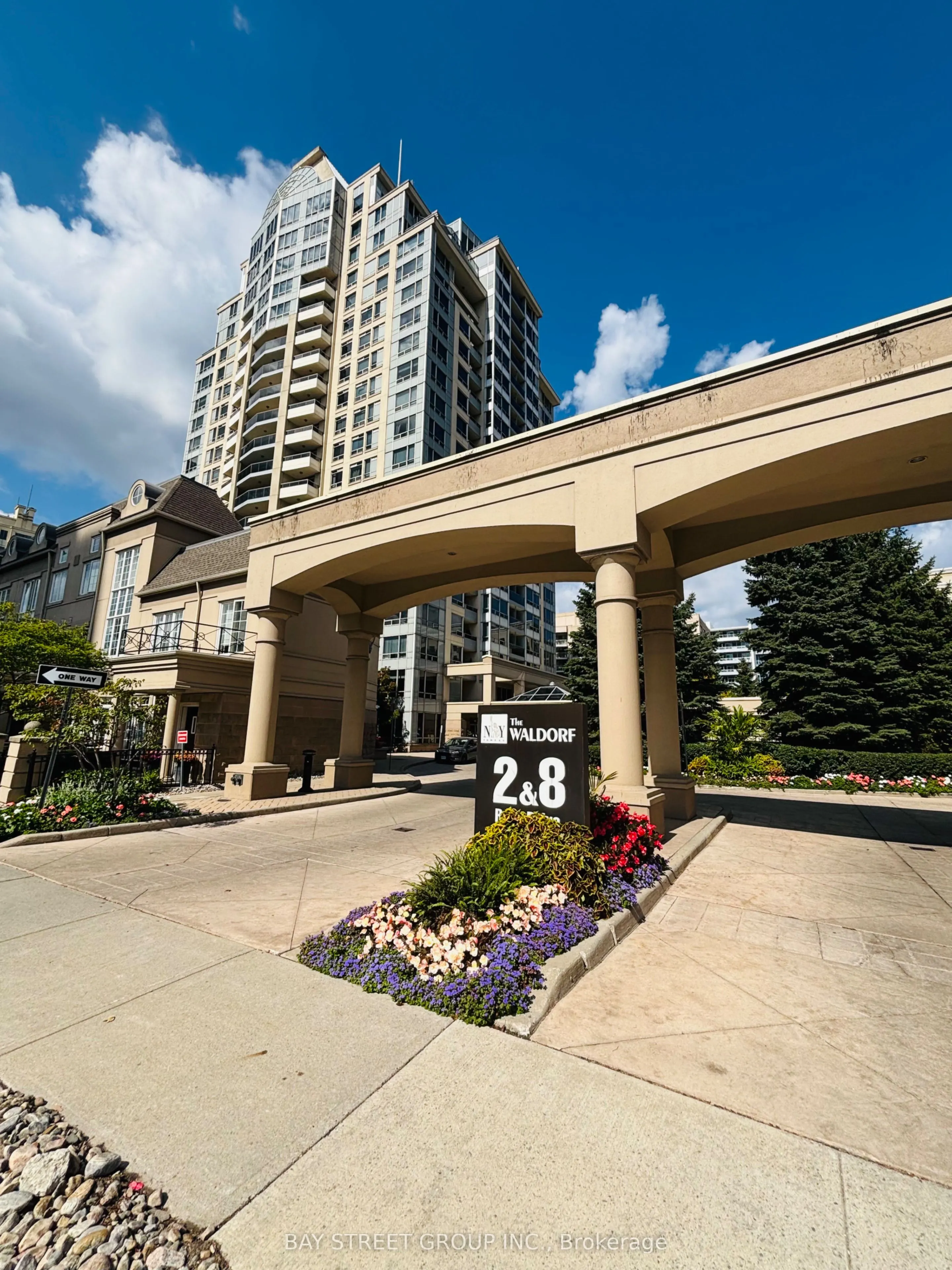 2 Rean Drive, #1107
