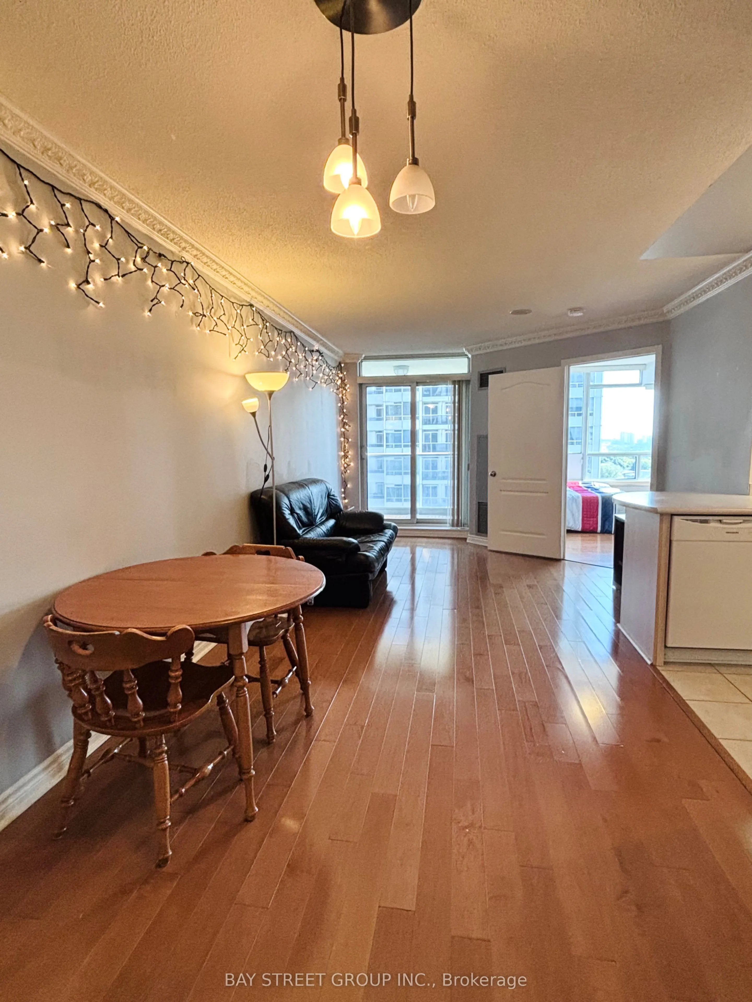 2 Rean Drive, #1107