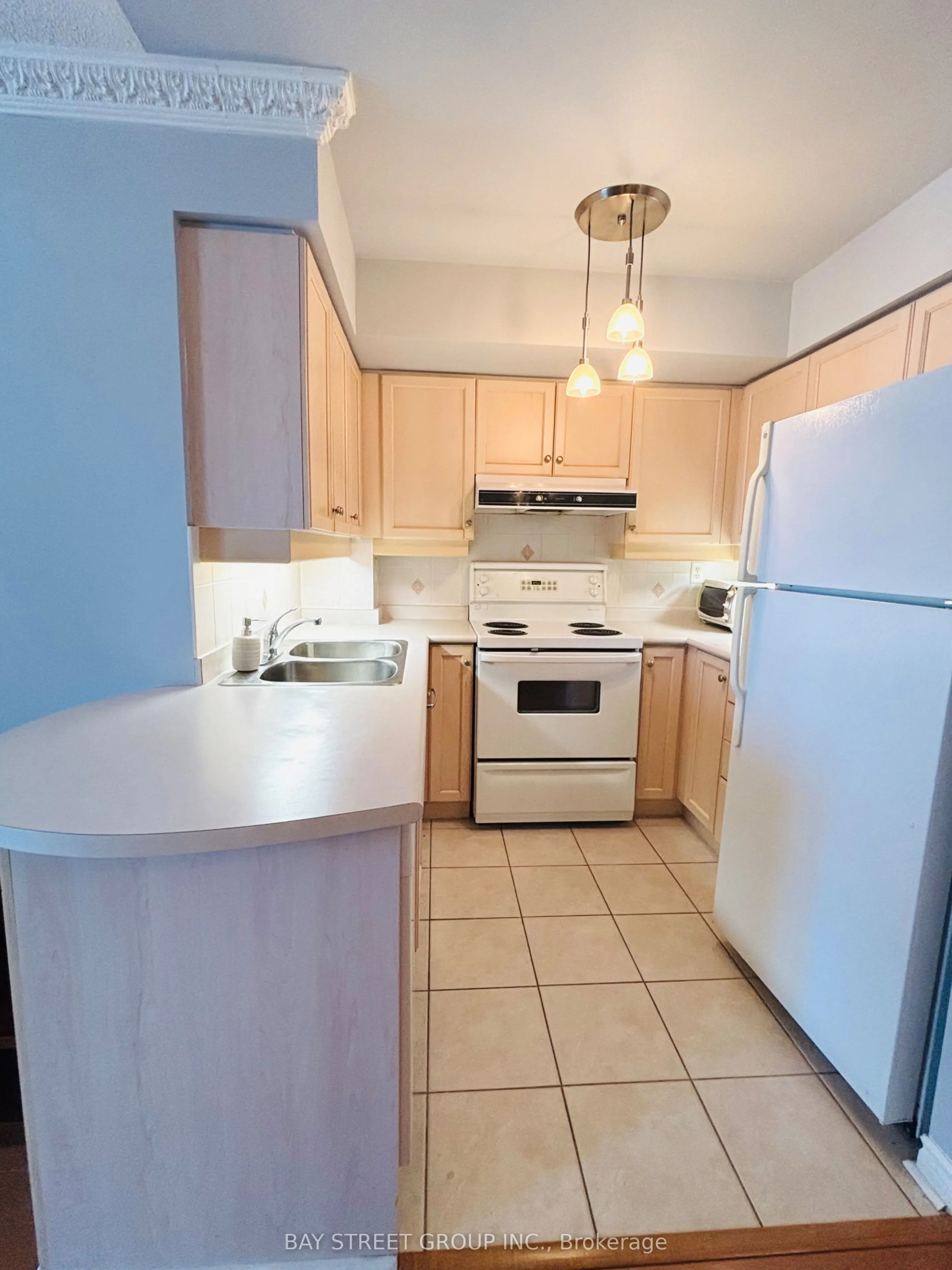 2 Rean Drive, #1107