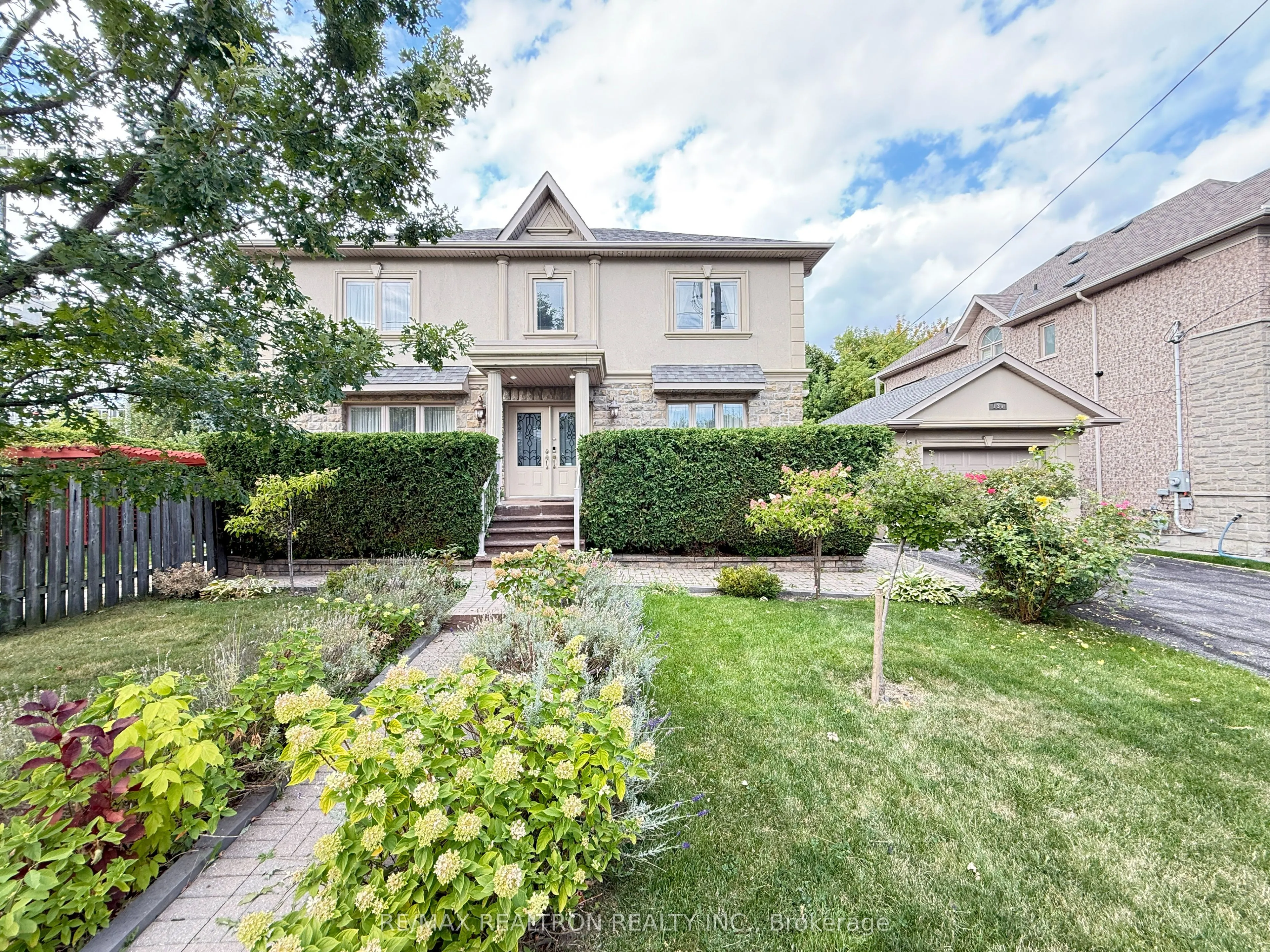 130 Alexis Boulevard