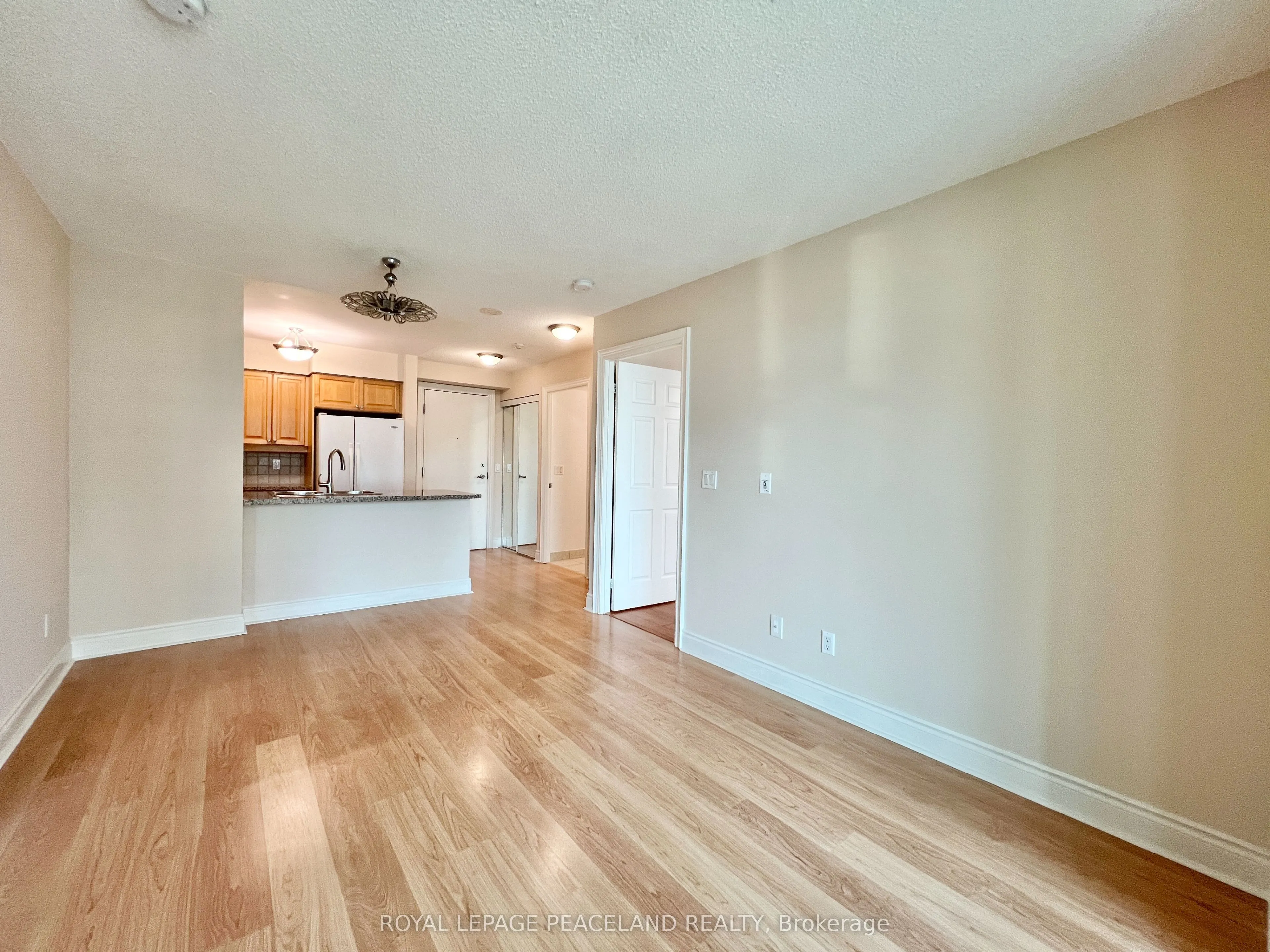 15 Greenview Avenue, #1404