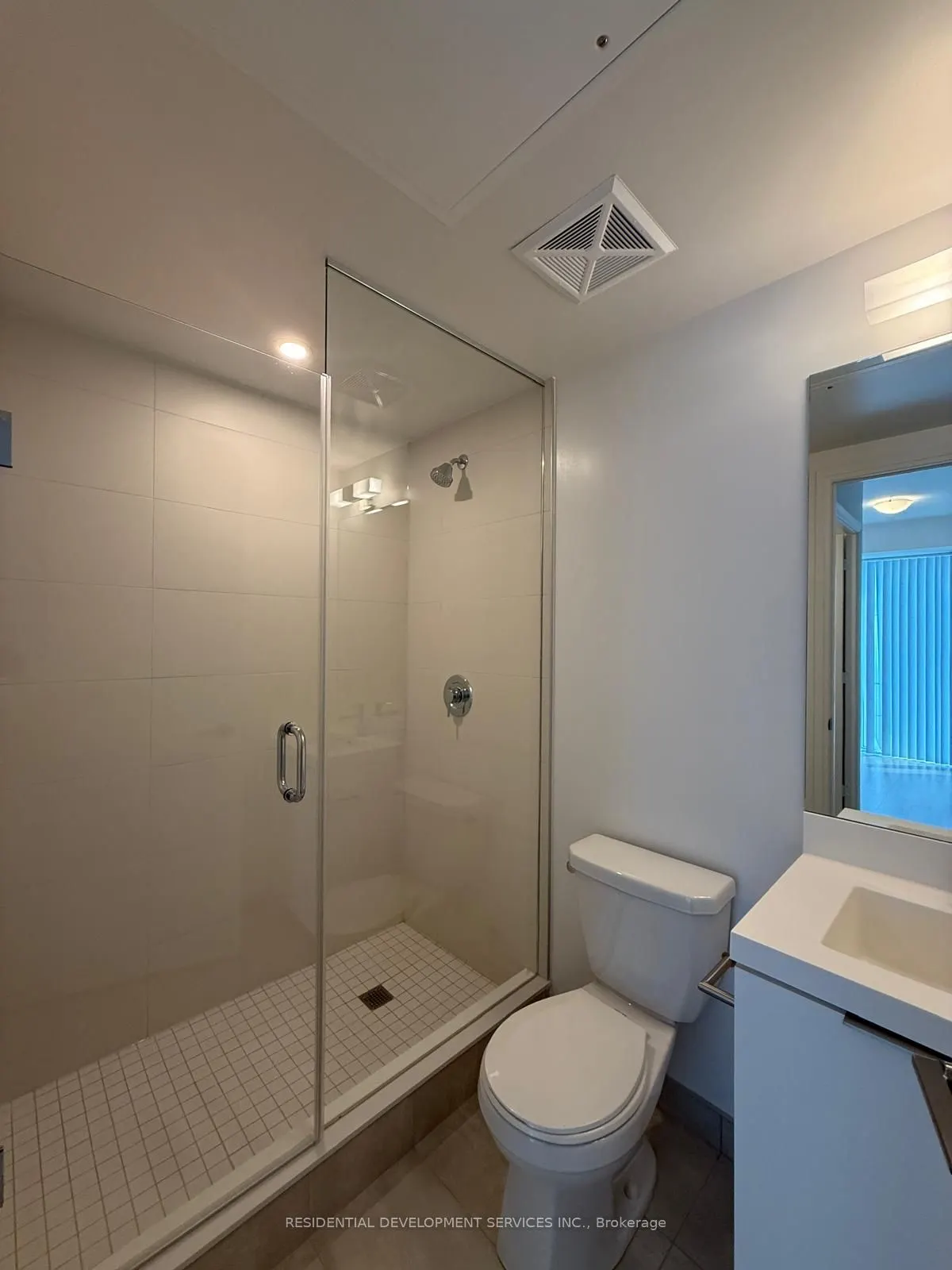 28 Widmer Street, #2829
