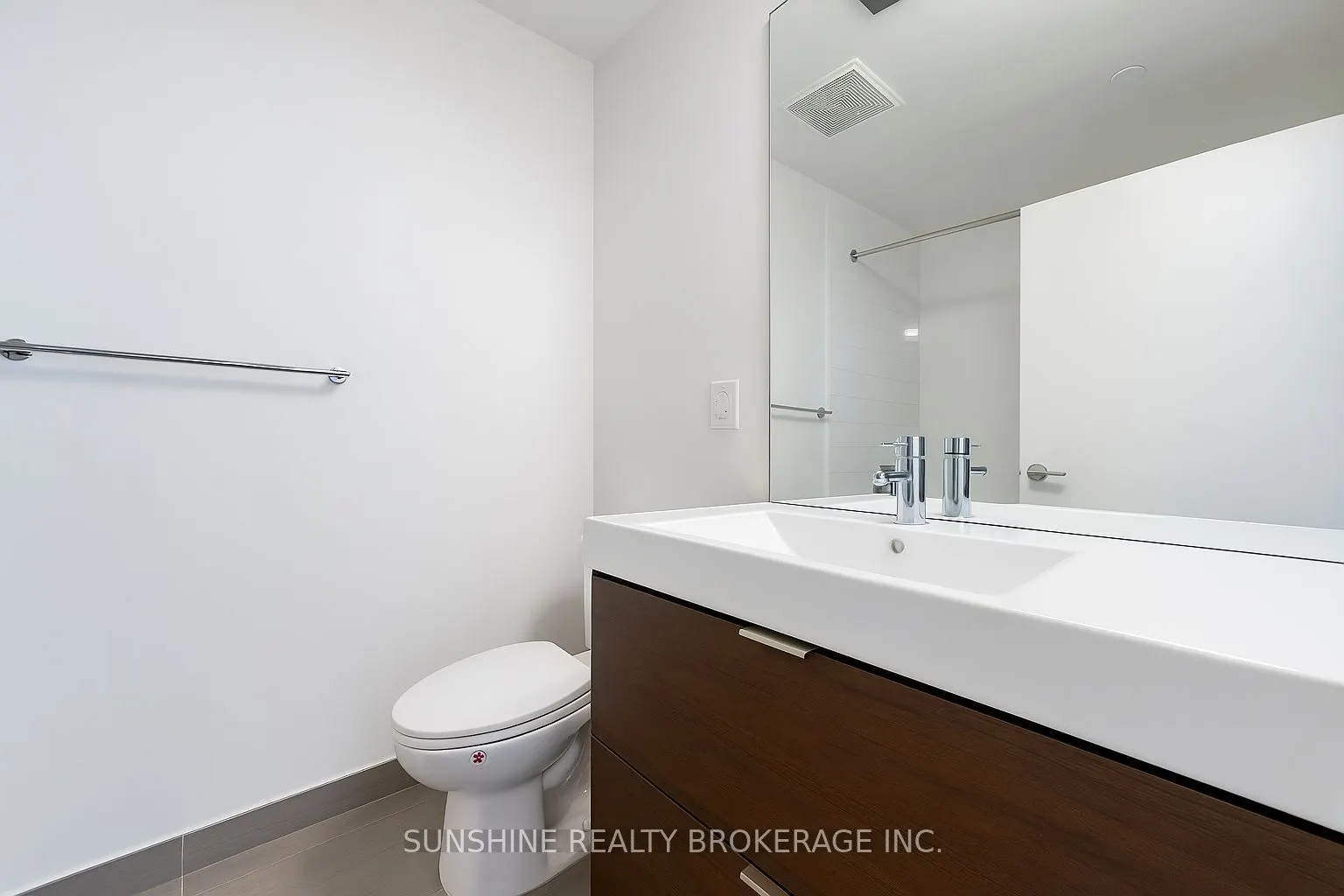 62 Forest Manor Road, #2112