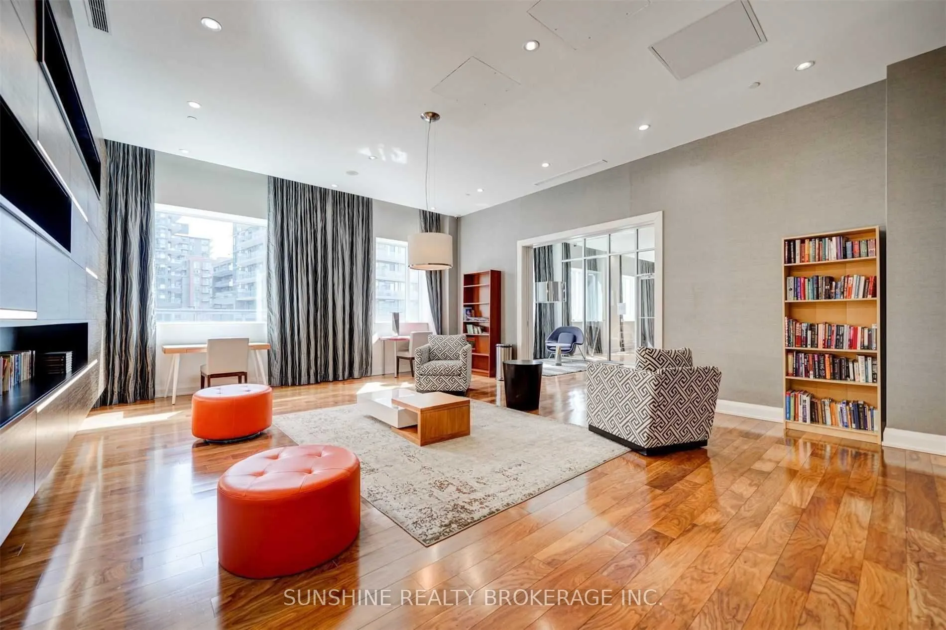 62 Forest Manor Road, #2112