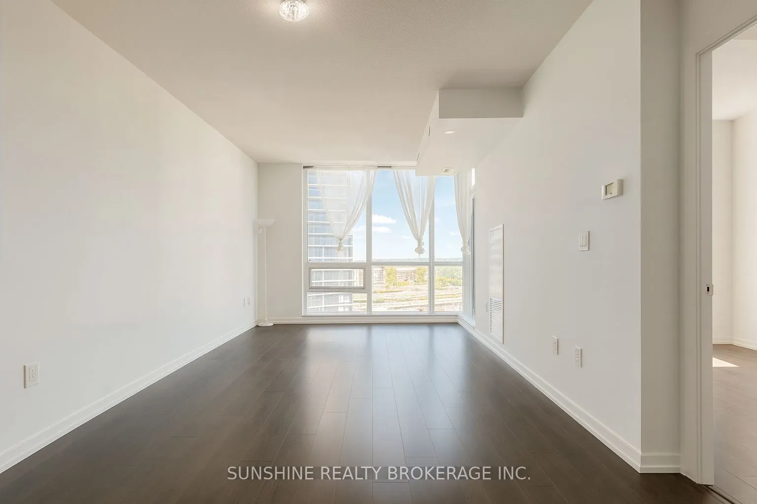 62 Forest Manor Road, #2112