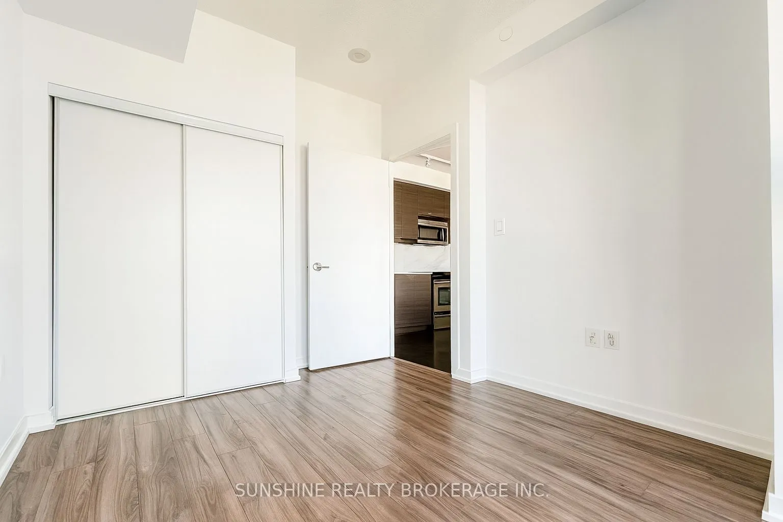 62 Forest Manor Road, #2112
