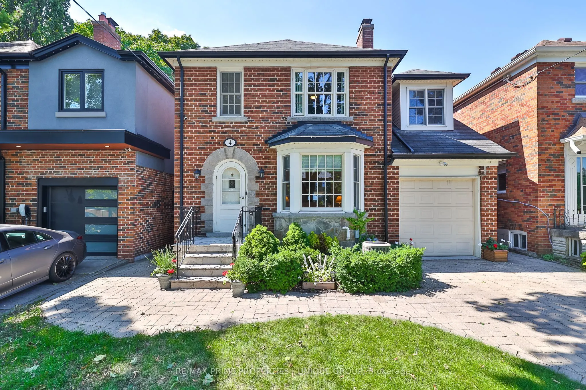 4 Tanager Avenue