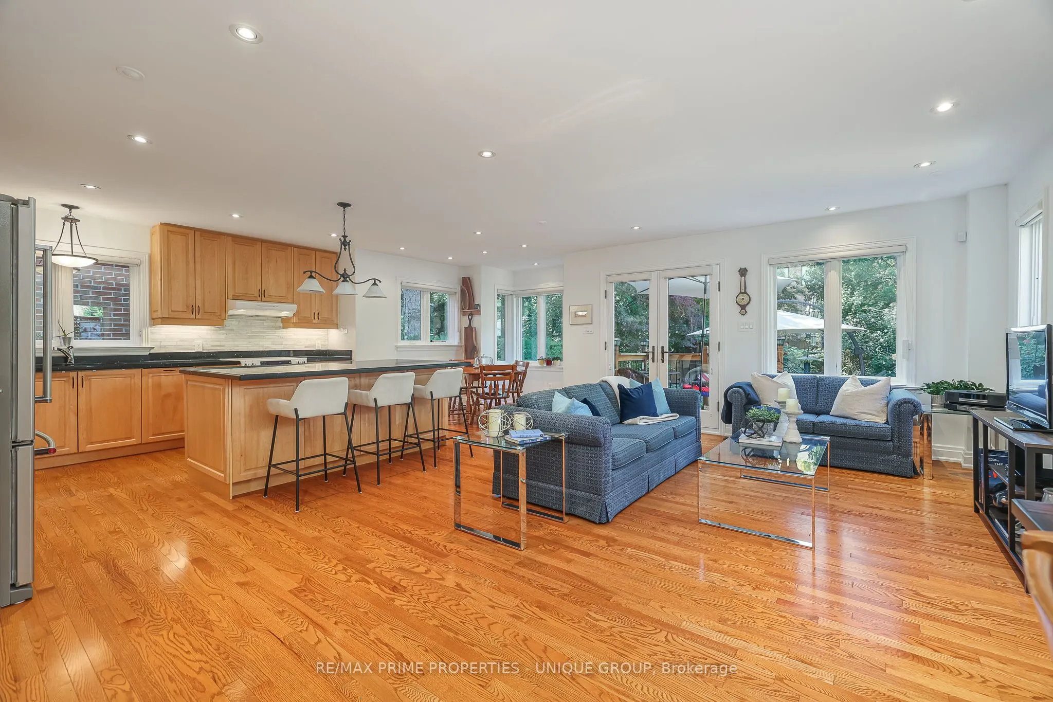 4 Tanager Avenue