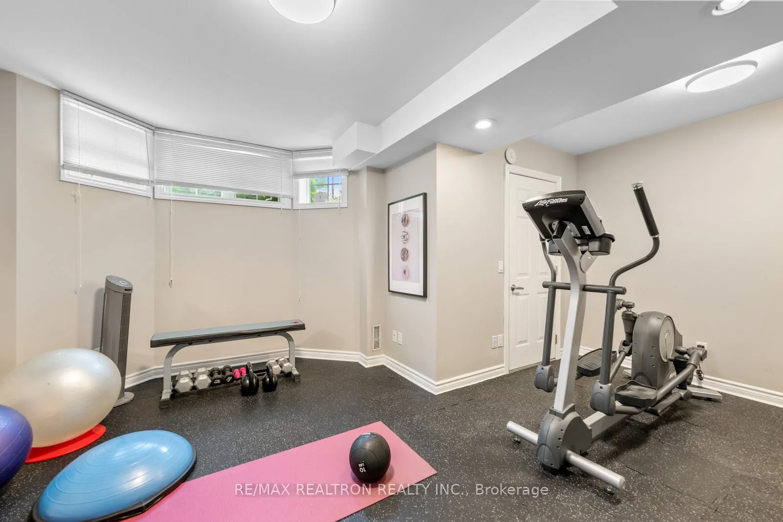 215 Reiner Road
