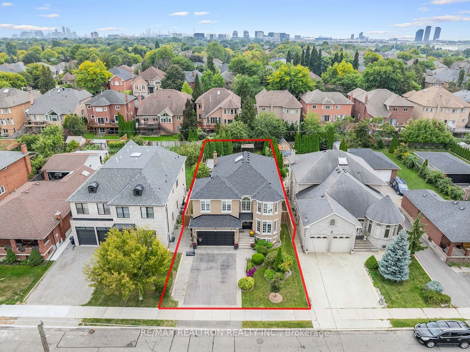 215 Reiner Road
