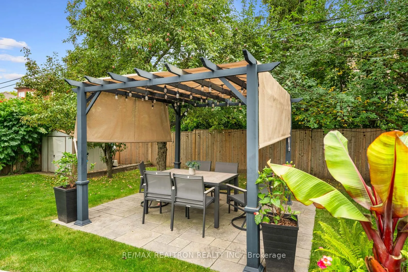 215 Reiner Road