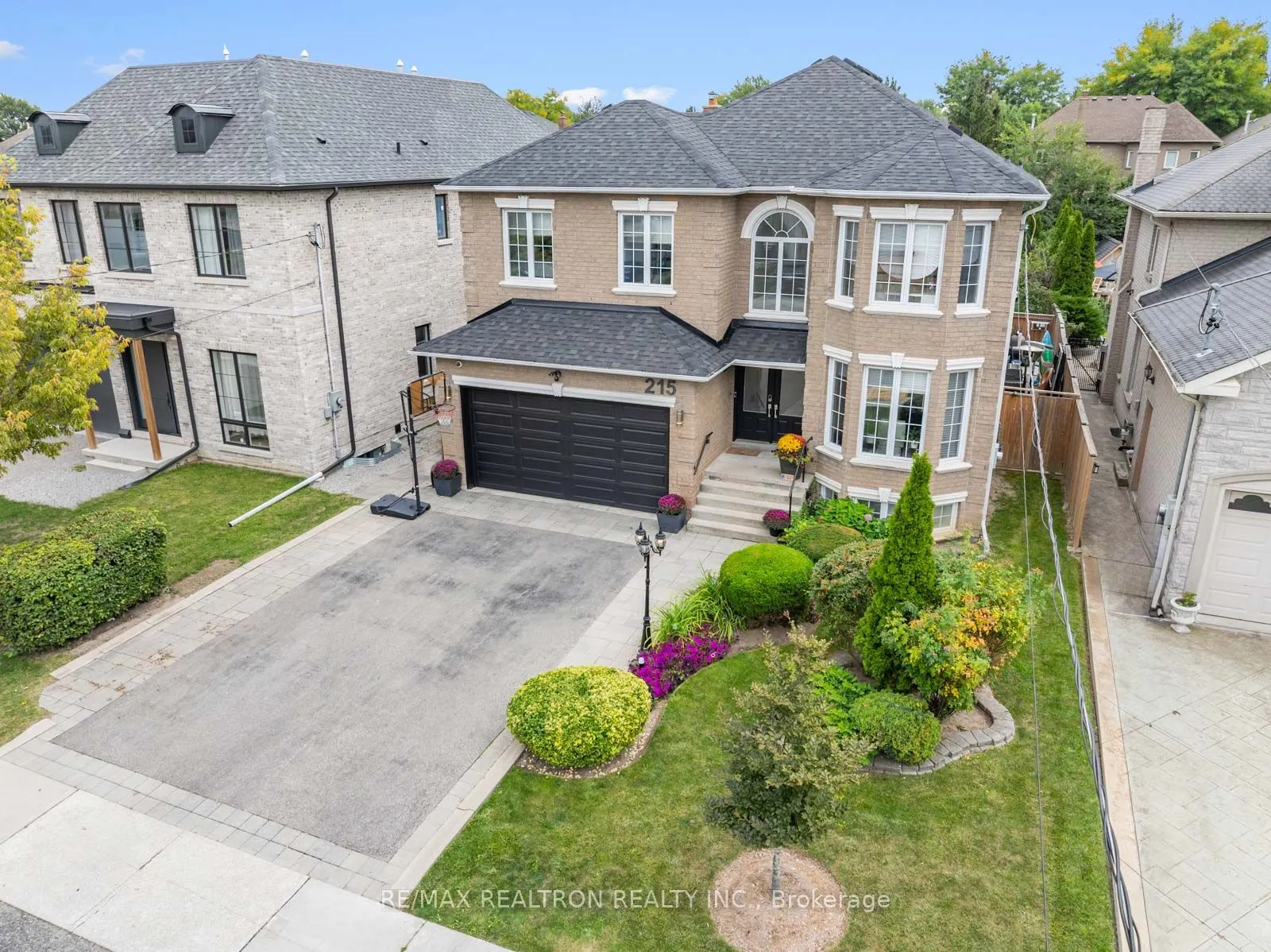 215 Reiner Road