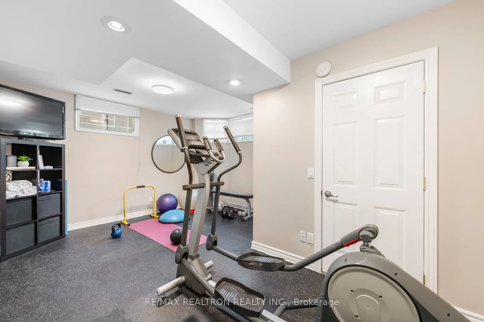 215 Reiner Road