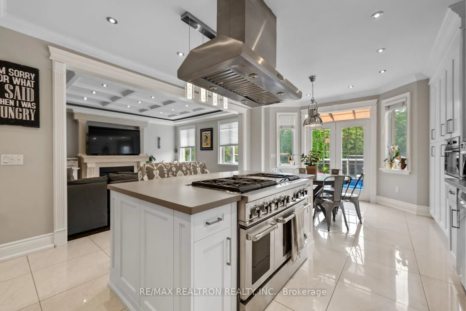 215 Reiner Road