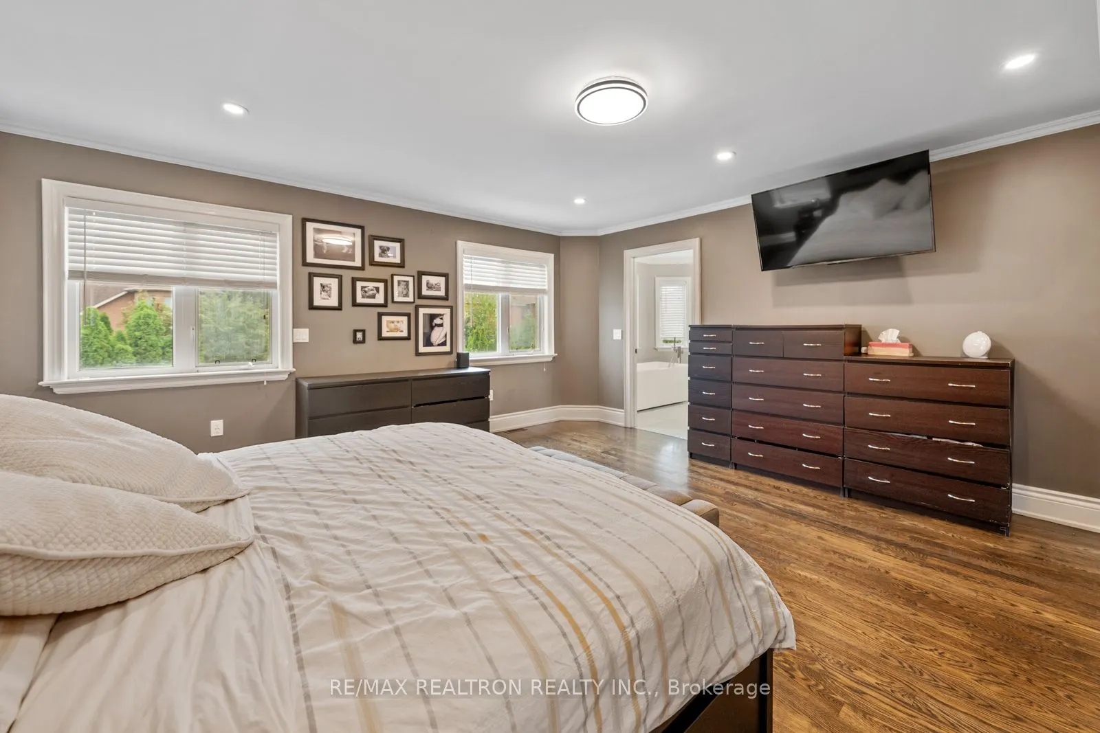 215 Reiner Road