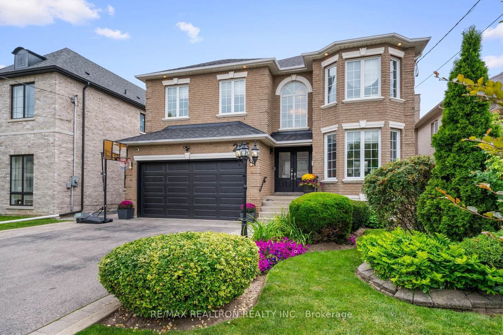 215 Reiner Road