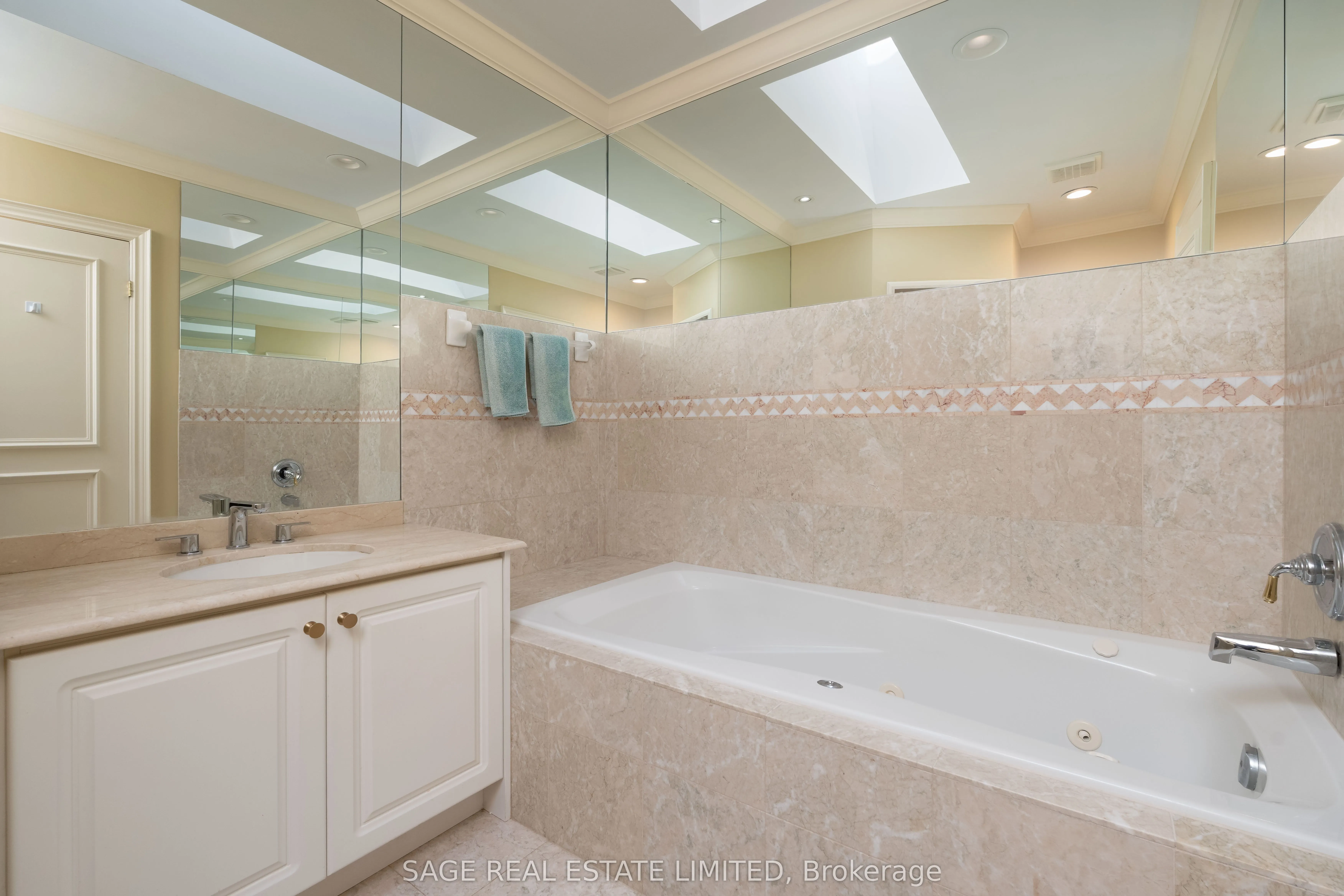 261 Jedburgh Road