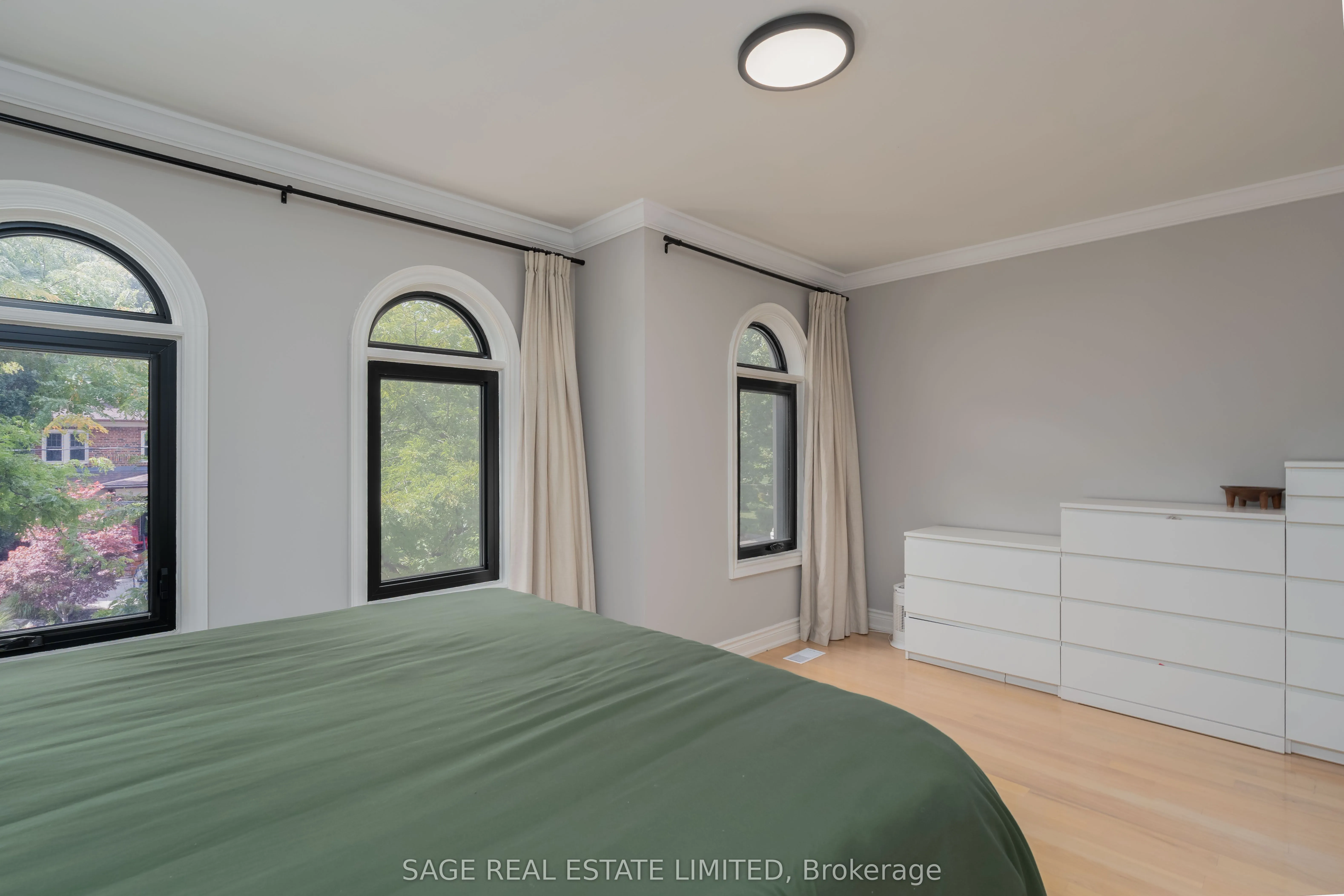 261 Jedburgh Road