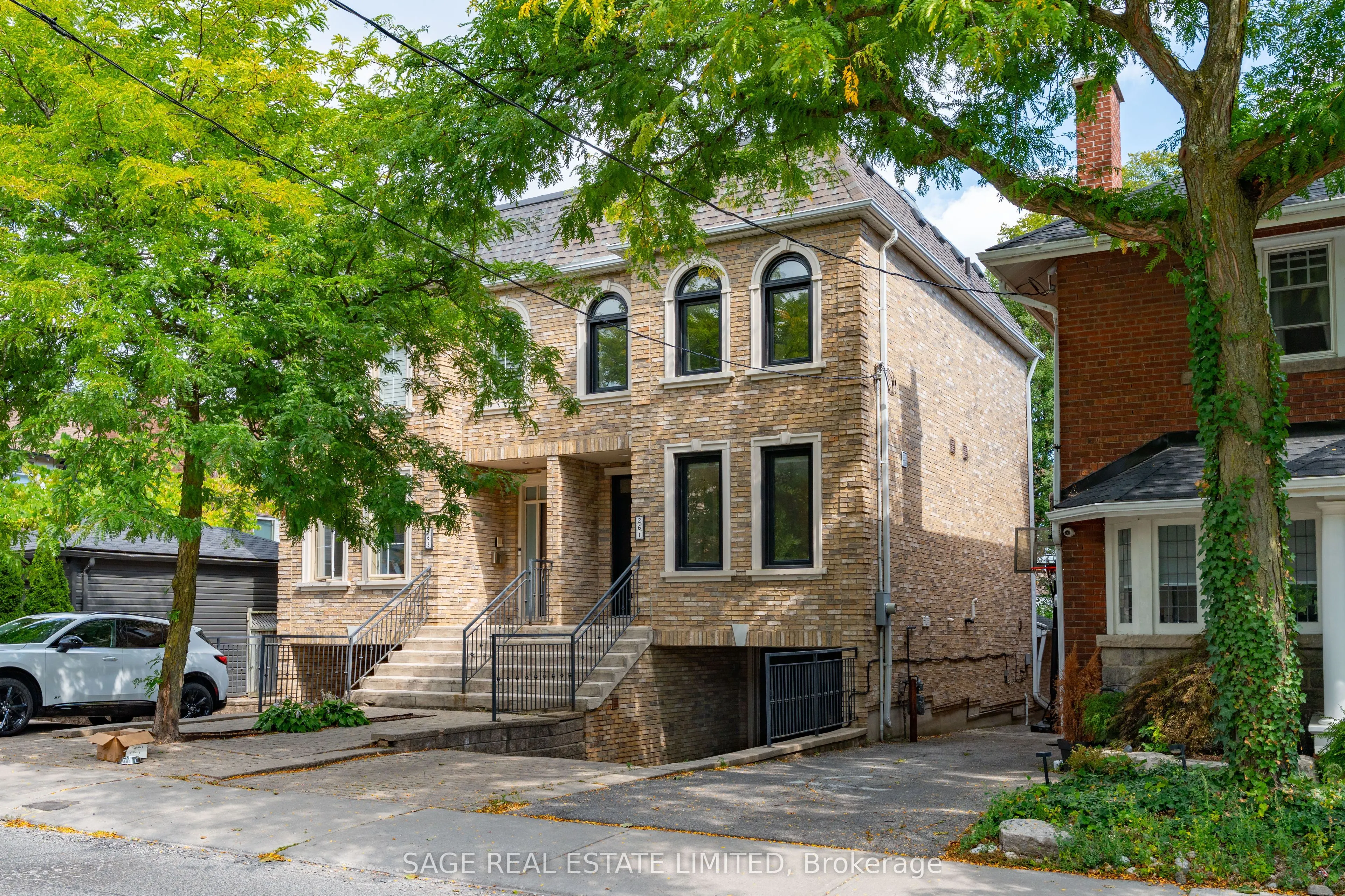 261 Jedburgh Road
