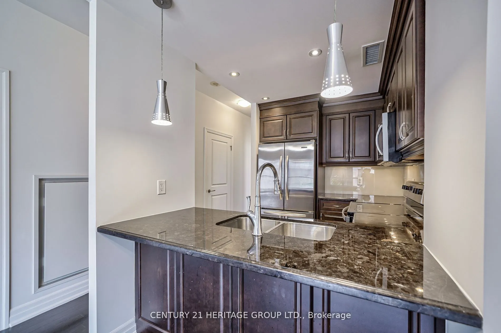 23 Rean Drive, #501