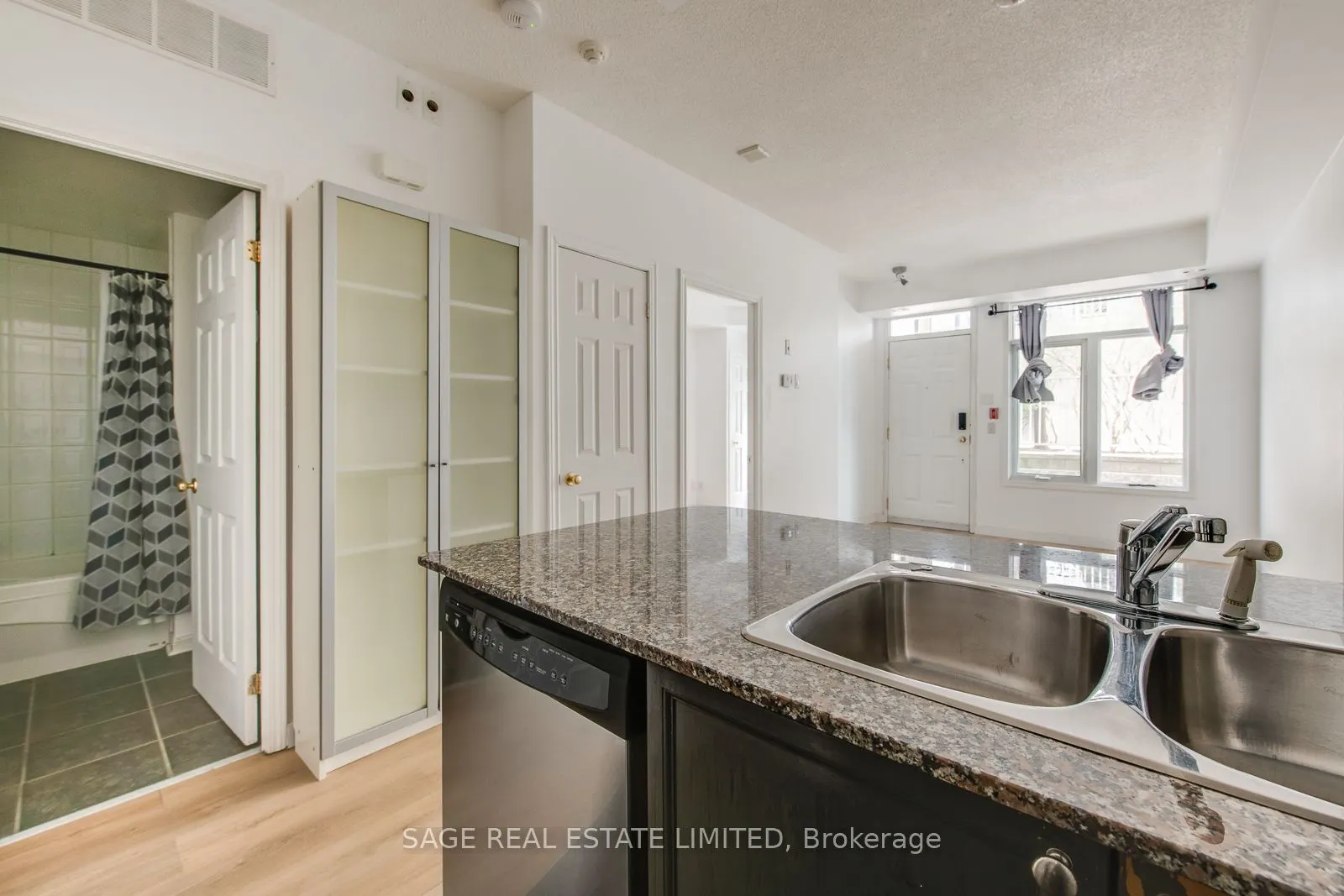 38 Stadium Road, #661