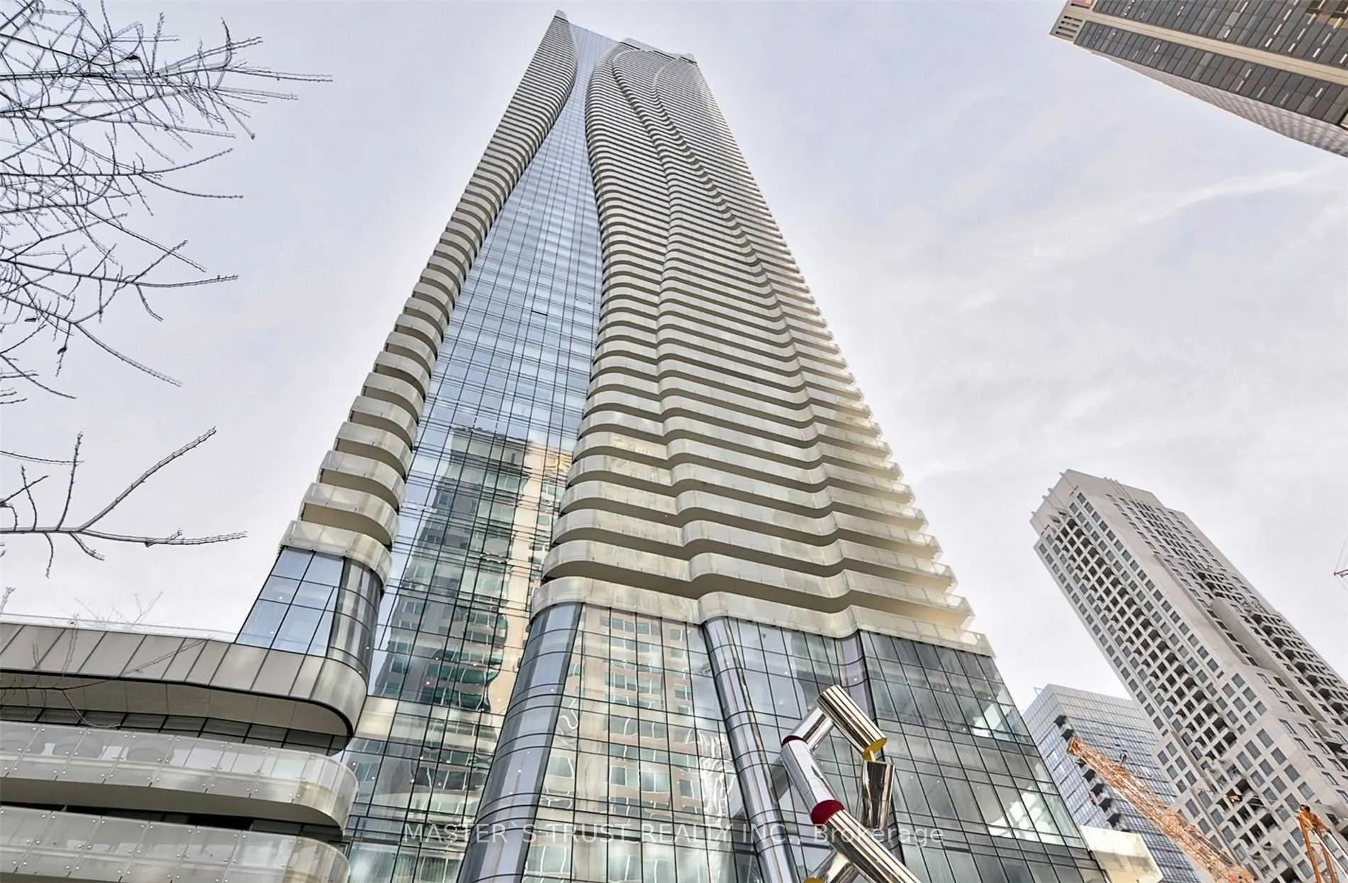 1 Bloor Street E, #6504