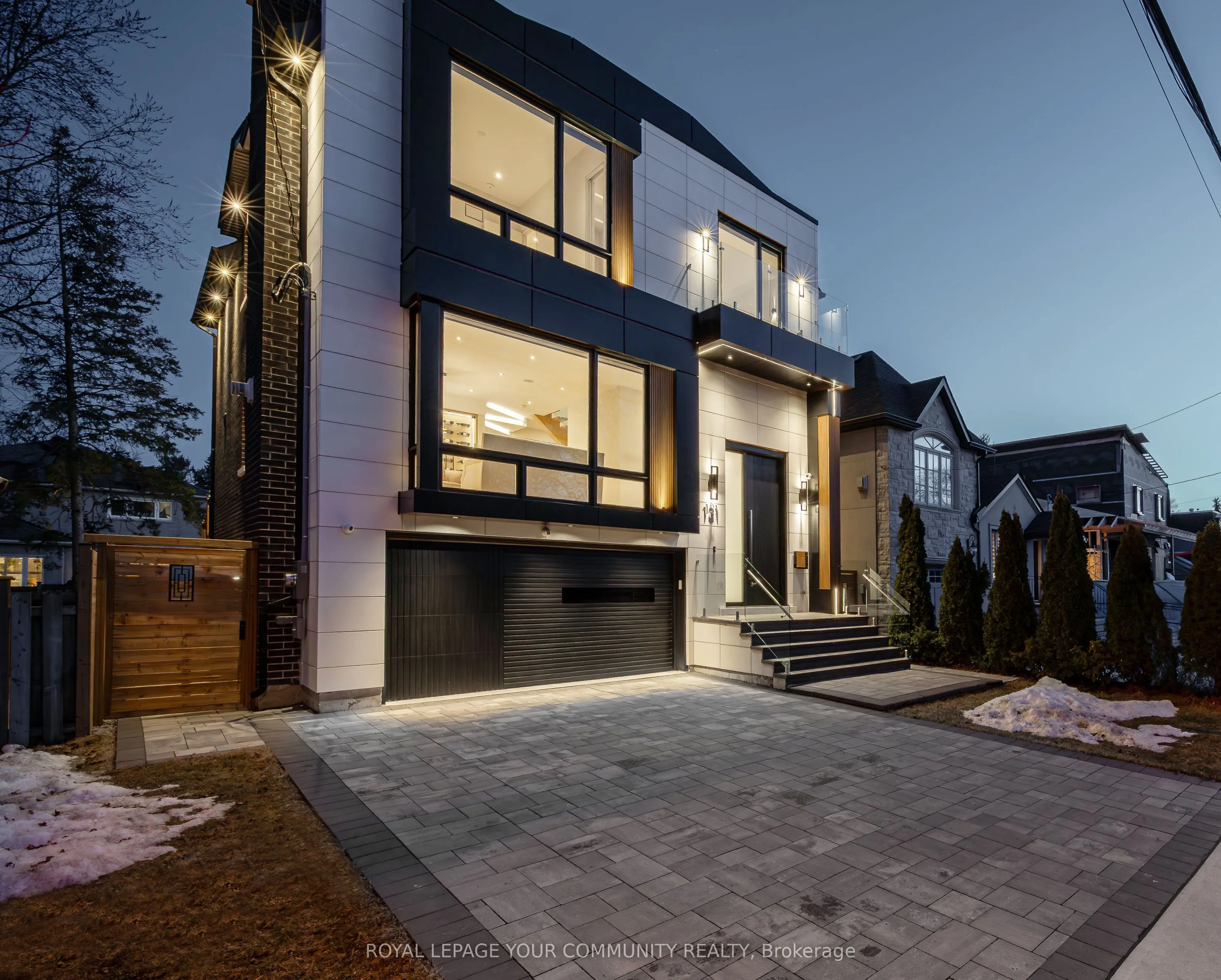 131 Poyntz Avenue