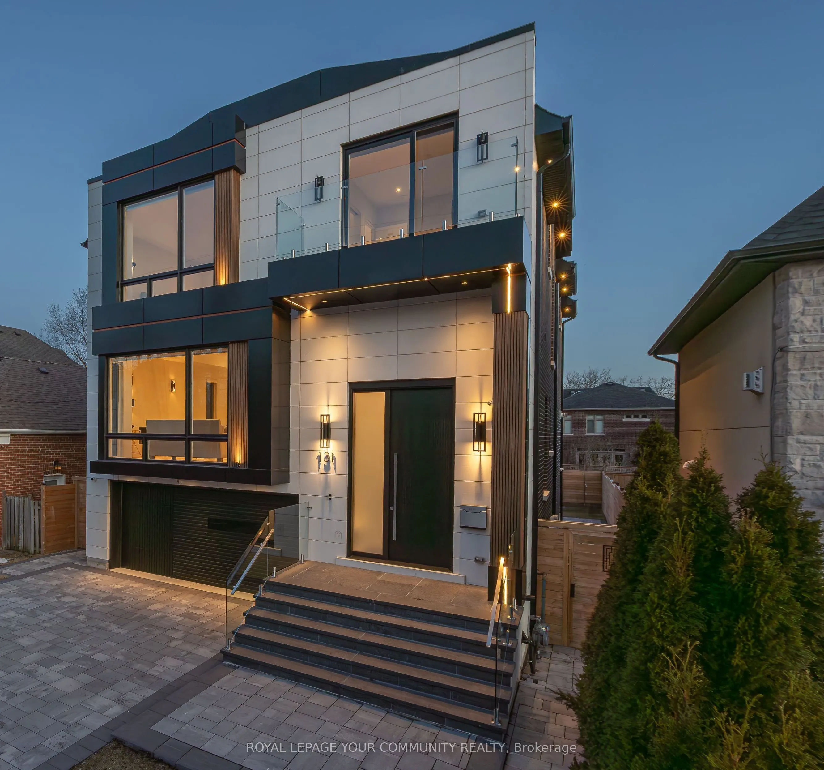 131 Poyntz Avenue