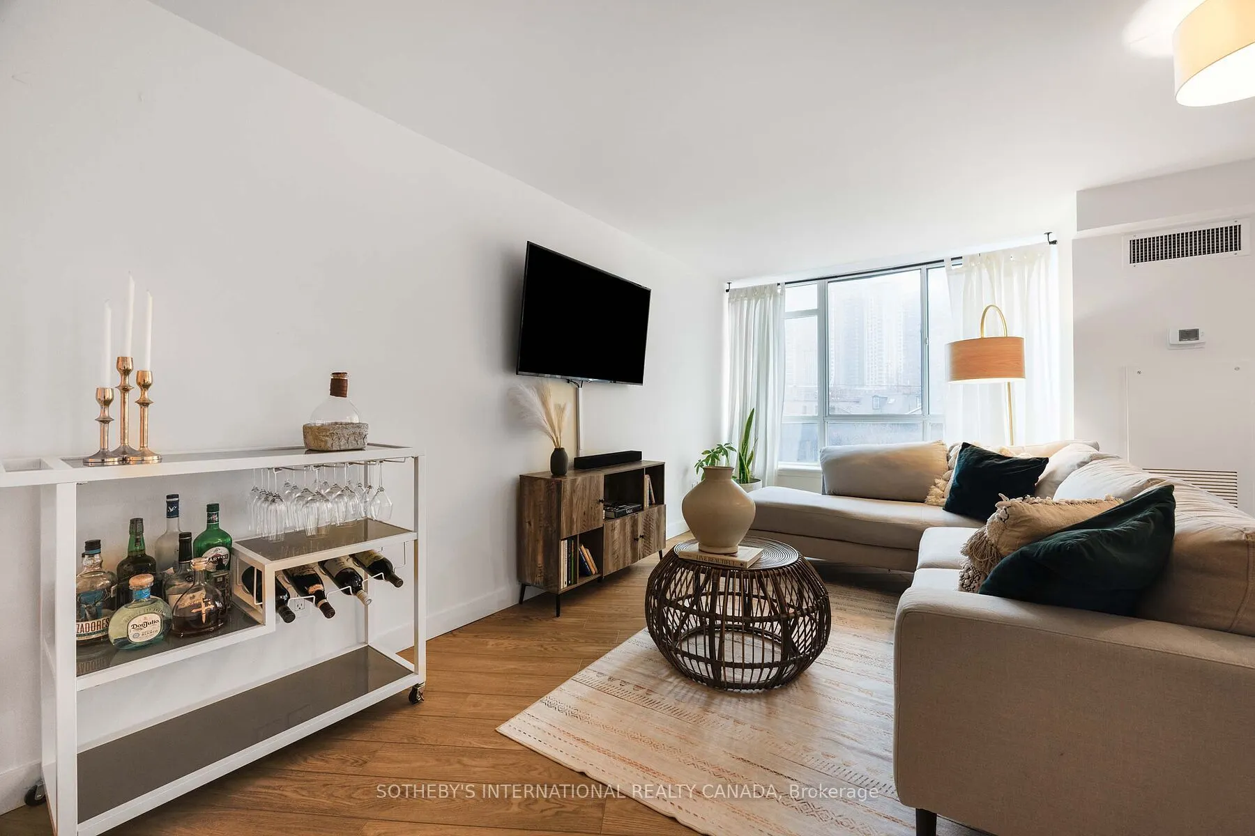 801 King Street W, #213