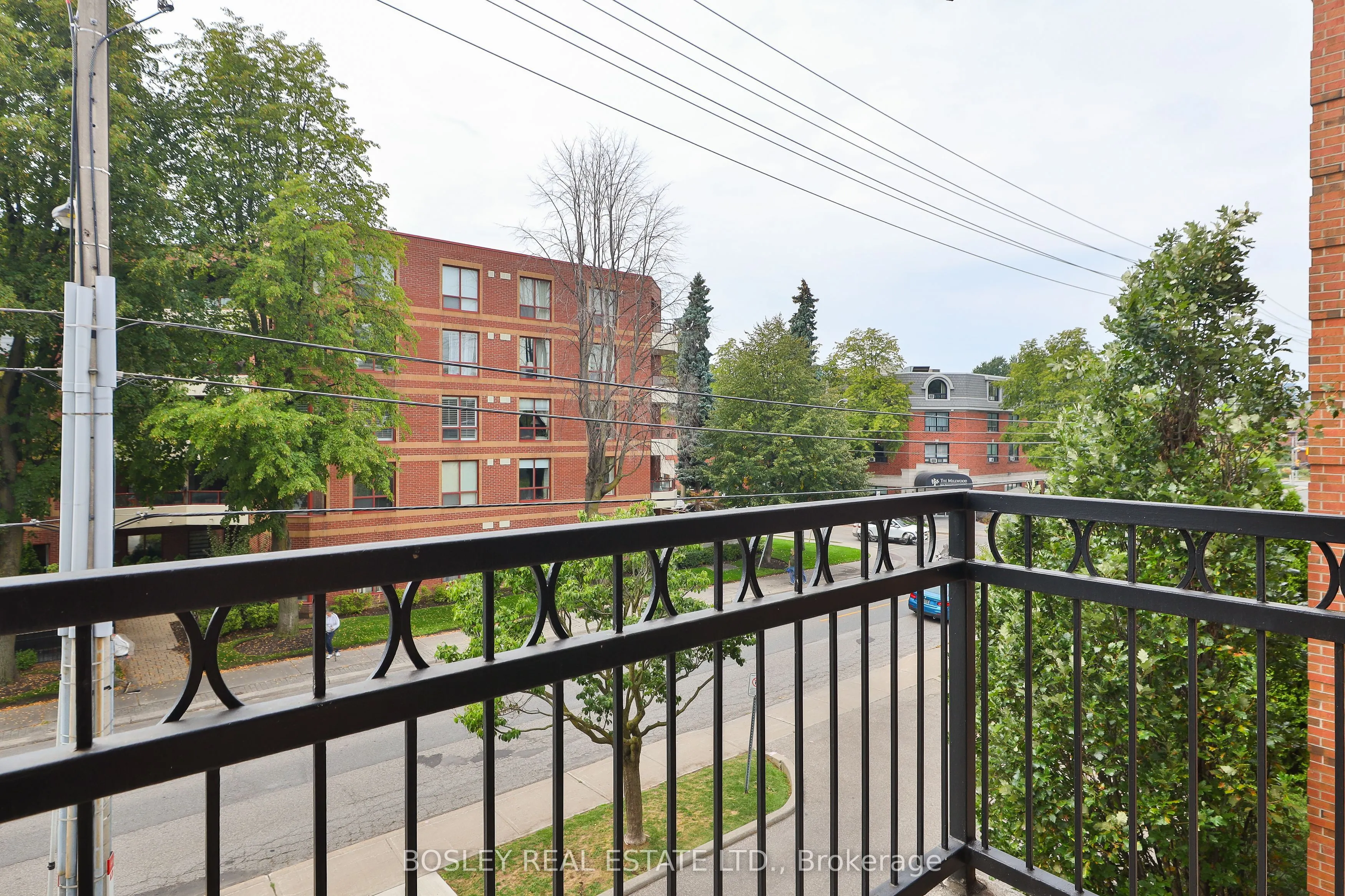 928 Millwood Road, #306